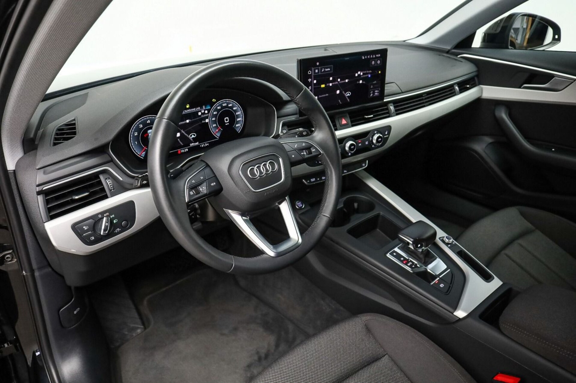 Audi A4 Avant S line