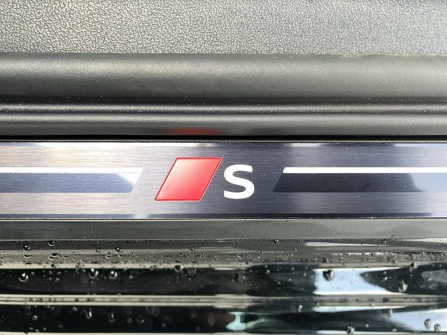 Bild über Audi A6 Avant edition one TDI quattro 150 kW S tronic - für weitere Informationen kontaktieren Sie den Audi Partner