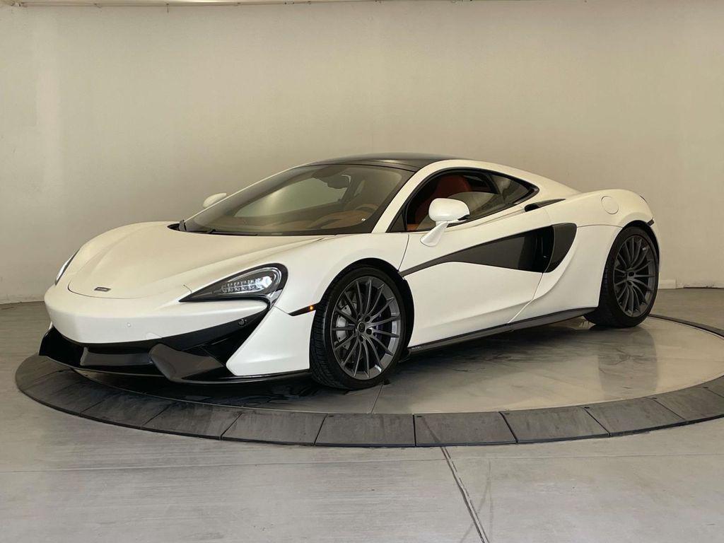 2017 McLaren 570GT -'s photo