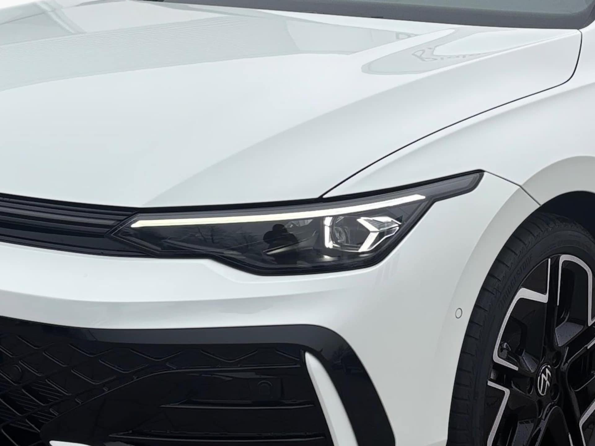 Volkswagen Golf R-Line