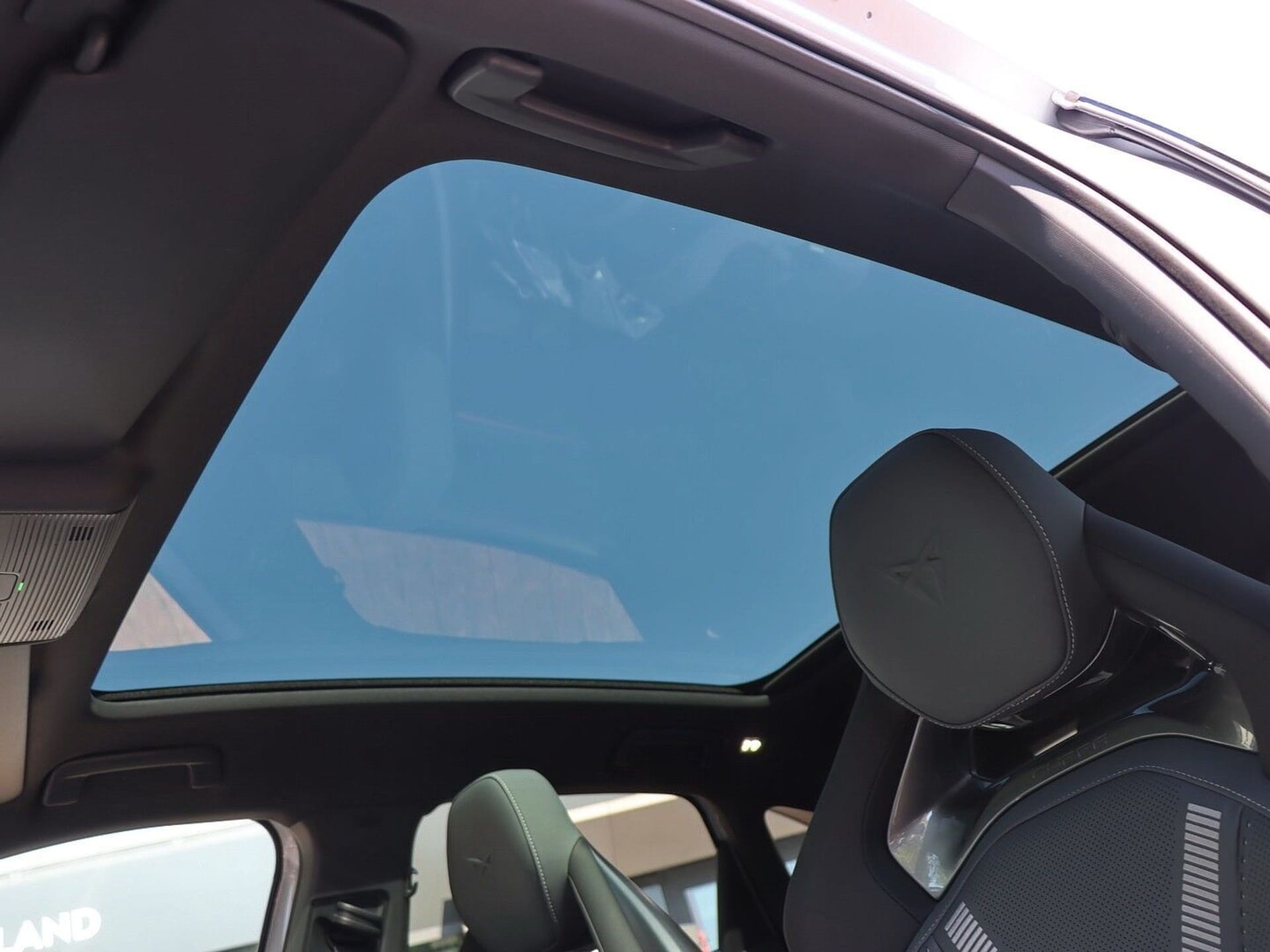 CUPRA Tavascan VZ