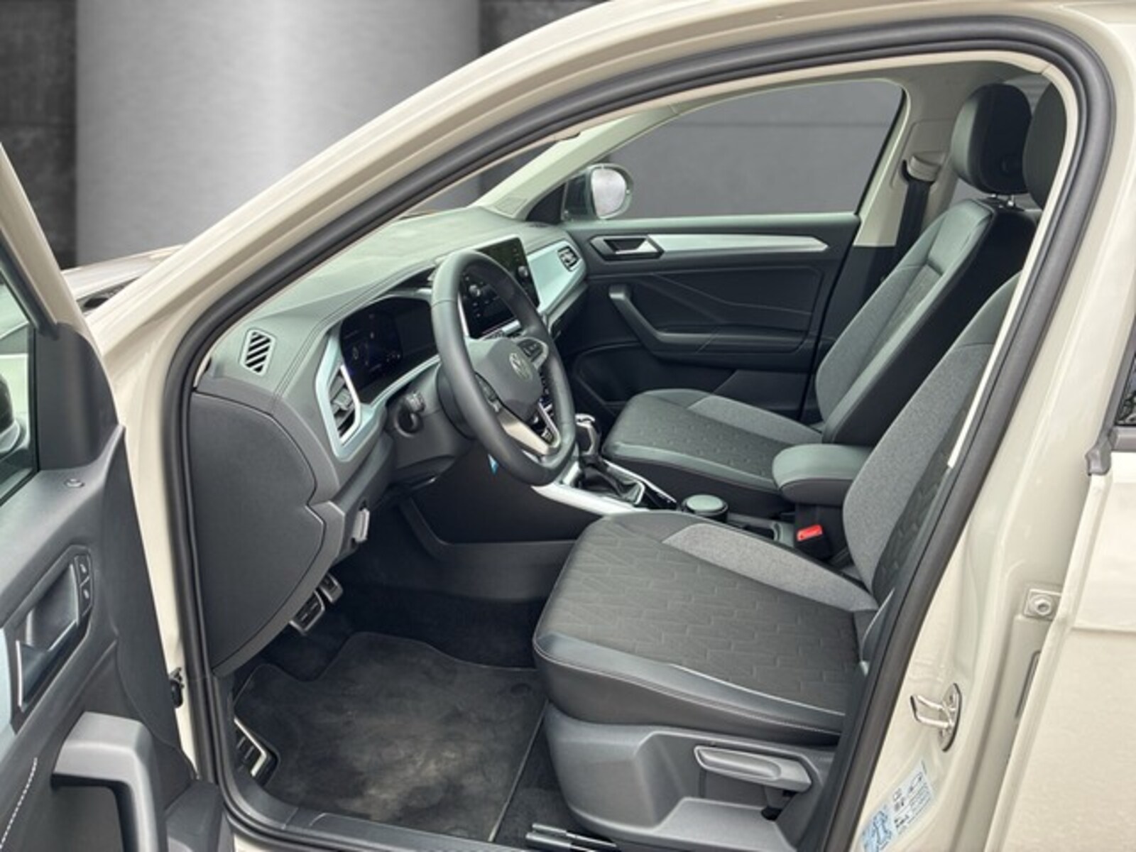 Volkswagen T-Roc – Bild 12