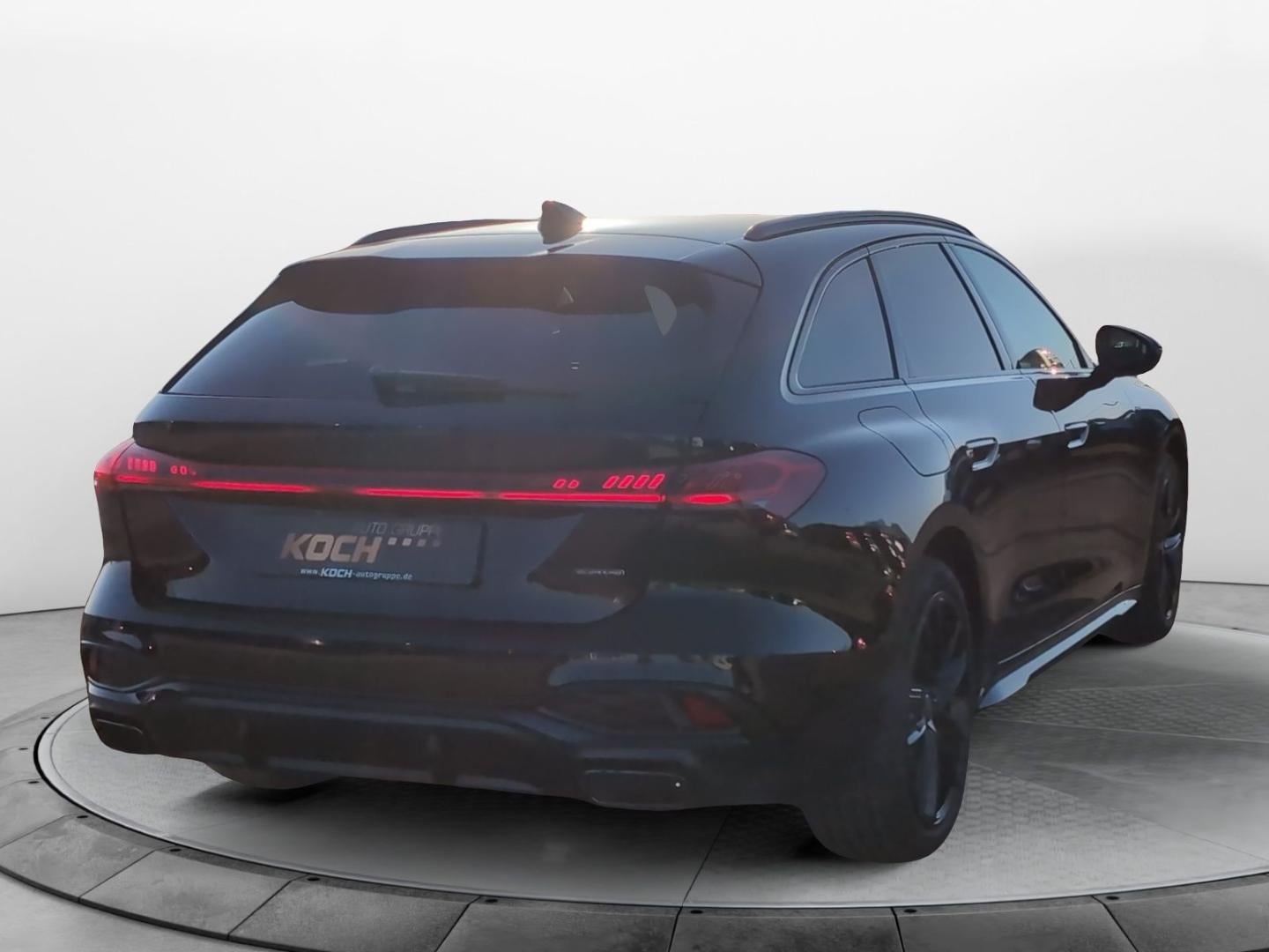 Bild über Audi A5 Avant e-hybrid e-hybrid quattro 270 kW S tronic - für weitere Informationen kontaktieren Sie den Audi Partner