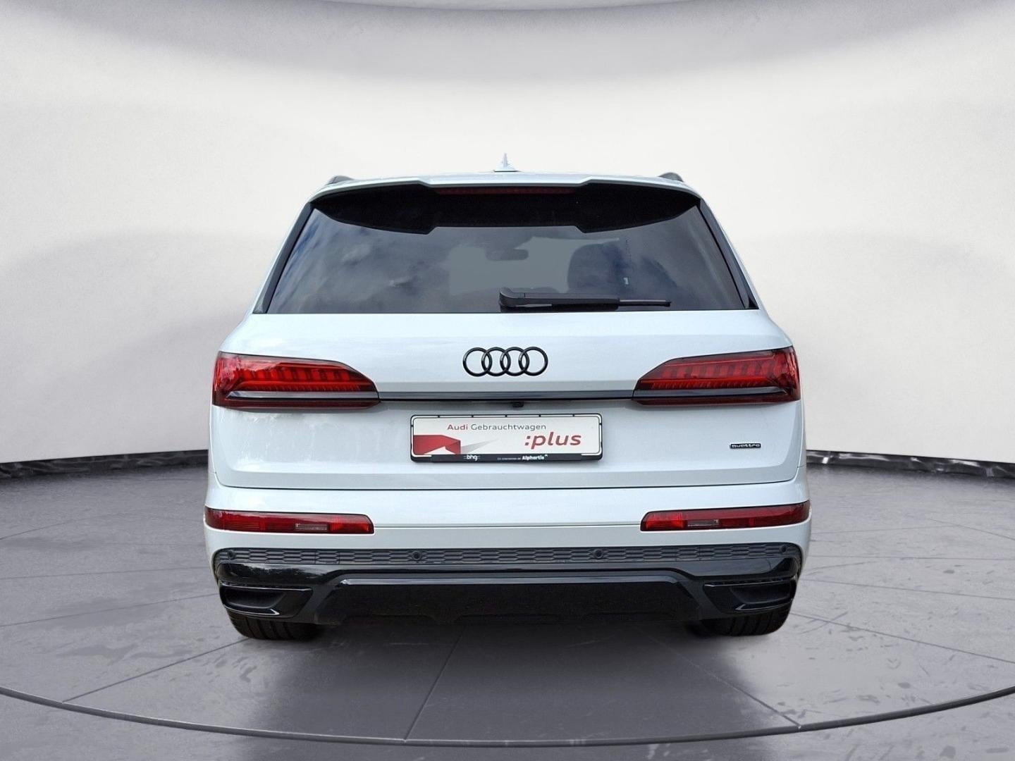 Bild über Audi Q7 competition plus 50 TDI quattro tiptronic - für weitere Informationen kontaktieren Sie den Audi Partner