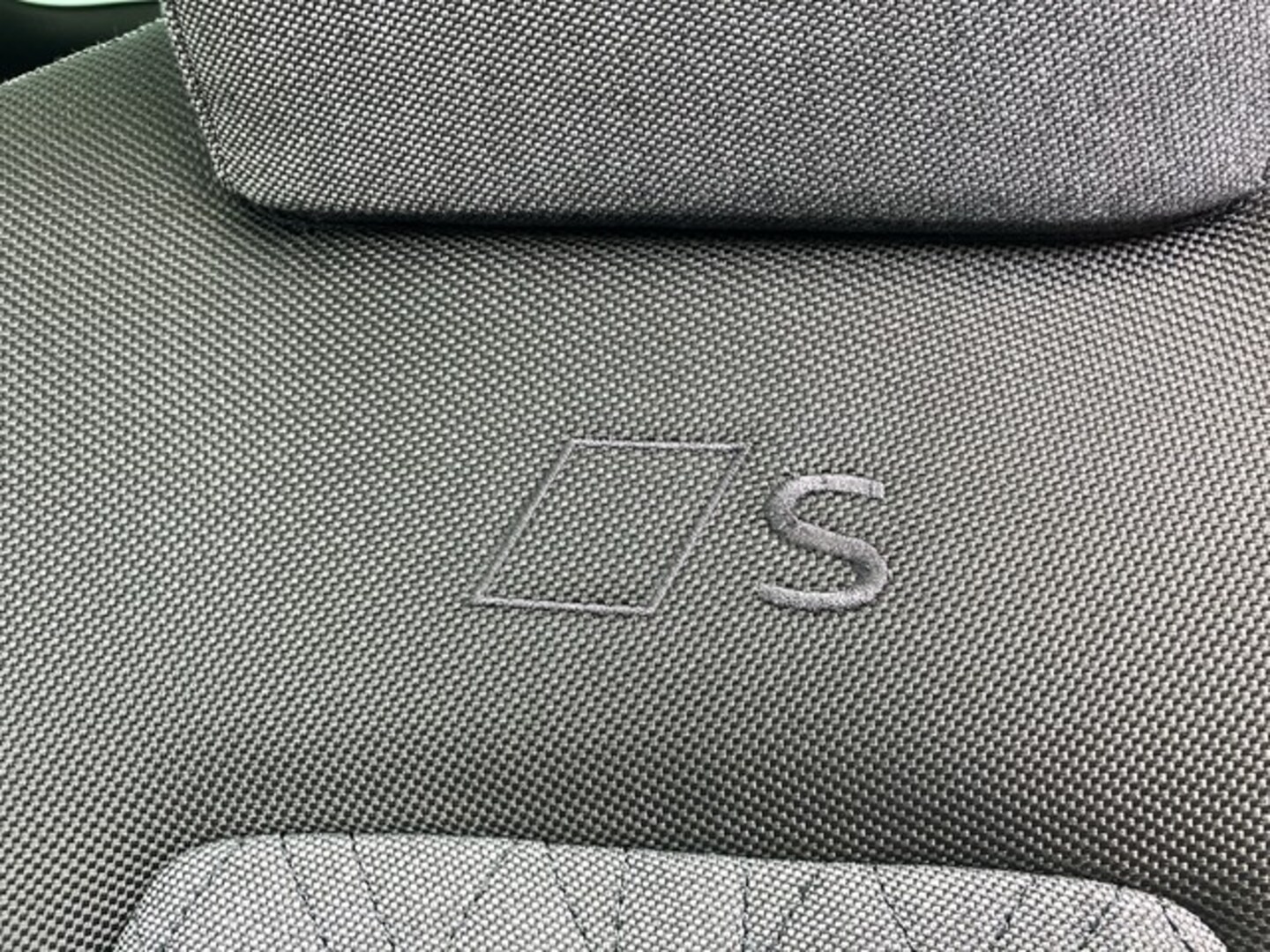 Bild über Audi A6 Avant edition one TDI quattro 150 kW S tronic - für weitere Informationen kontaktieren Sie den Audi Partner