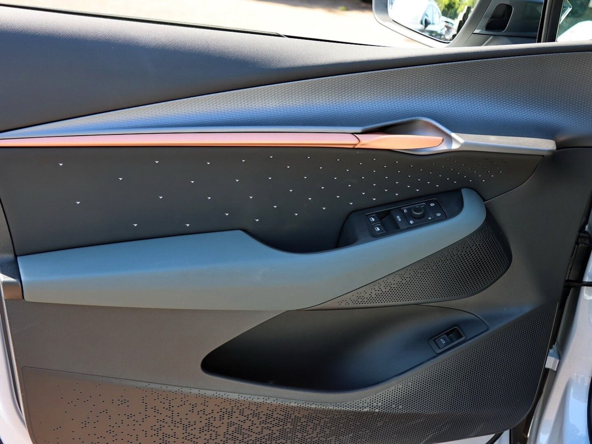 CUPRA Tavascan VZ