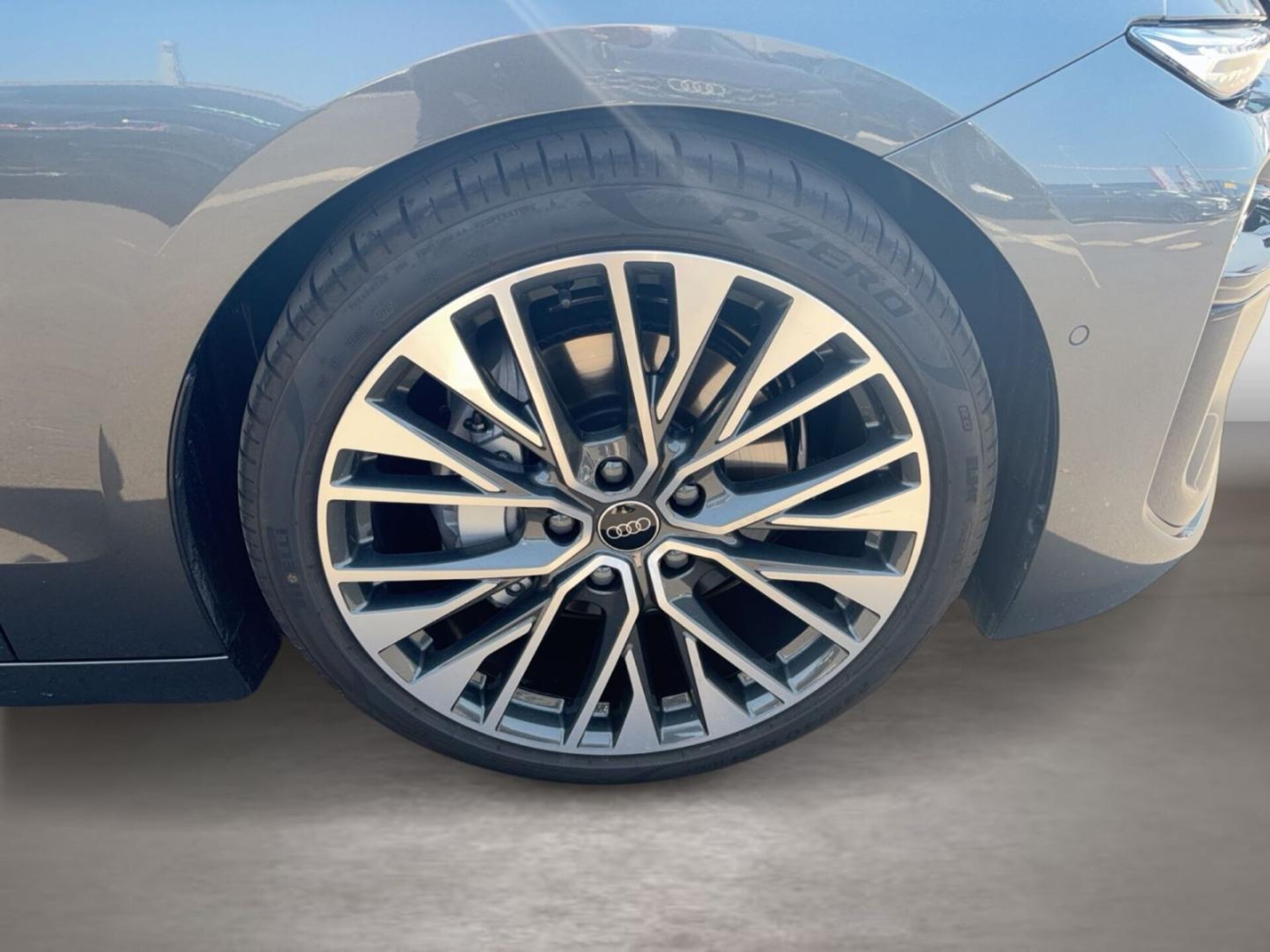 Audi A6 Avant e-tron