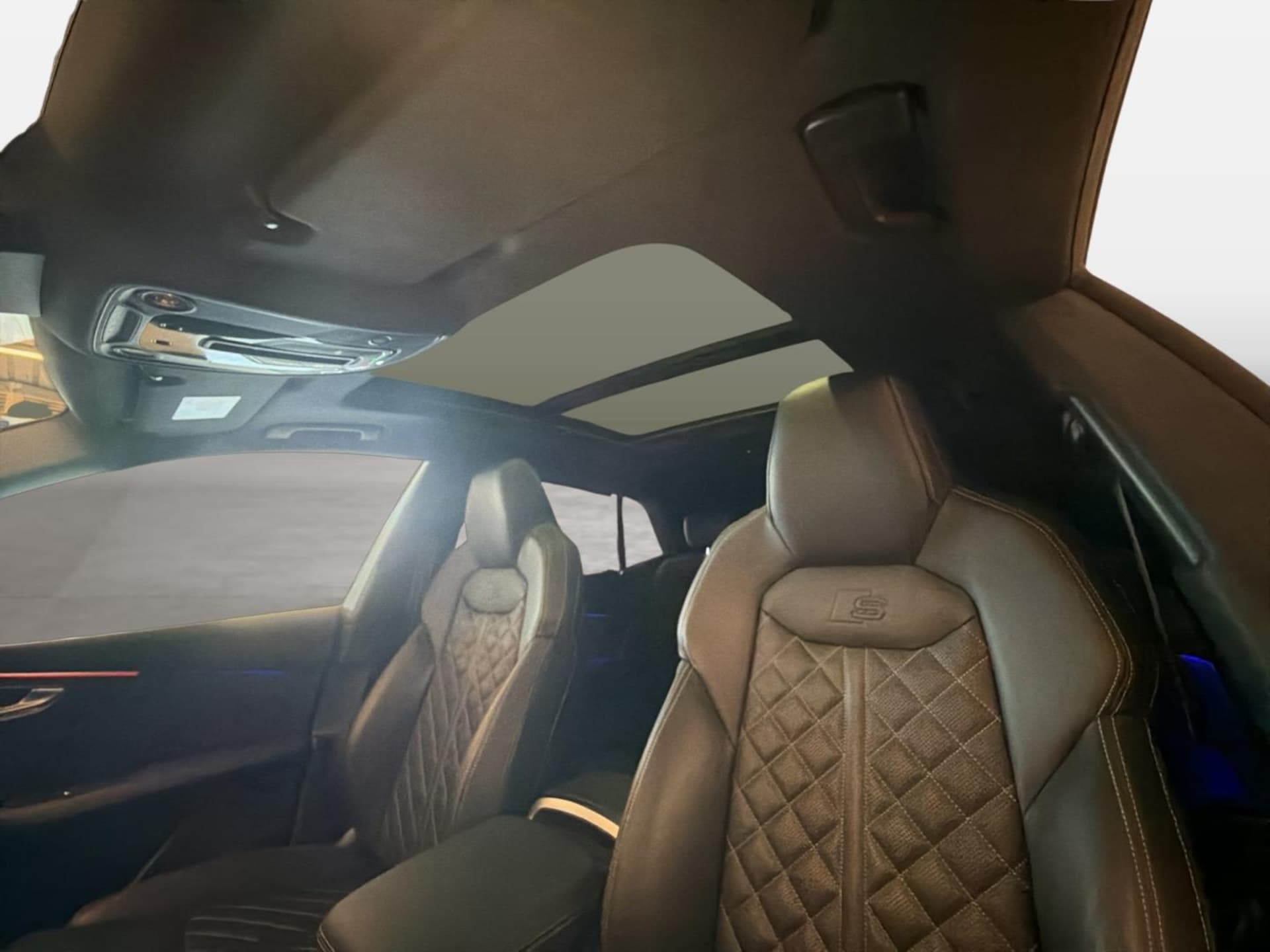 Audi SQ8 SUV