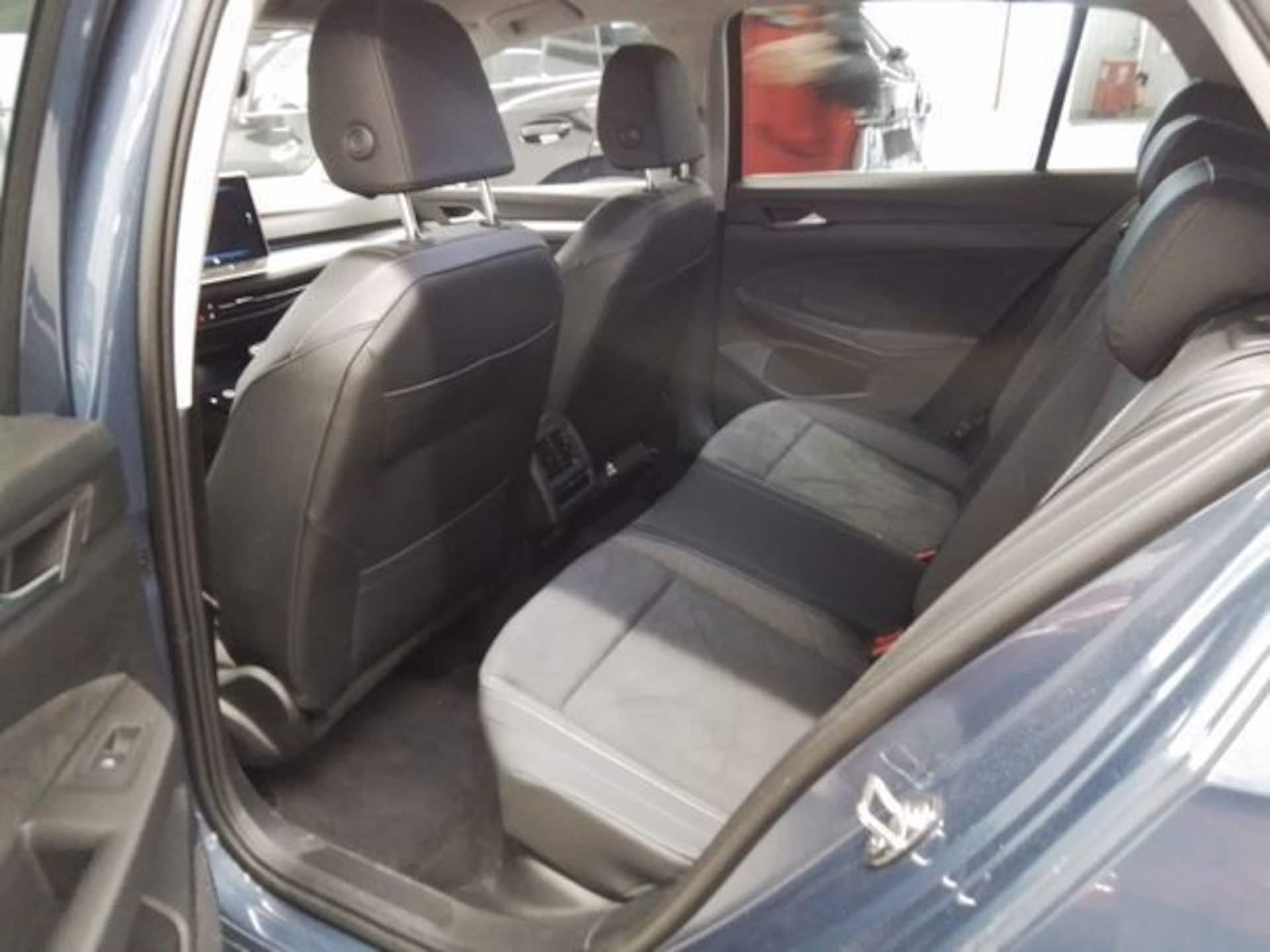 Volkswagen Golf Style