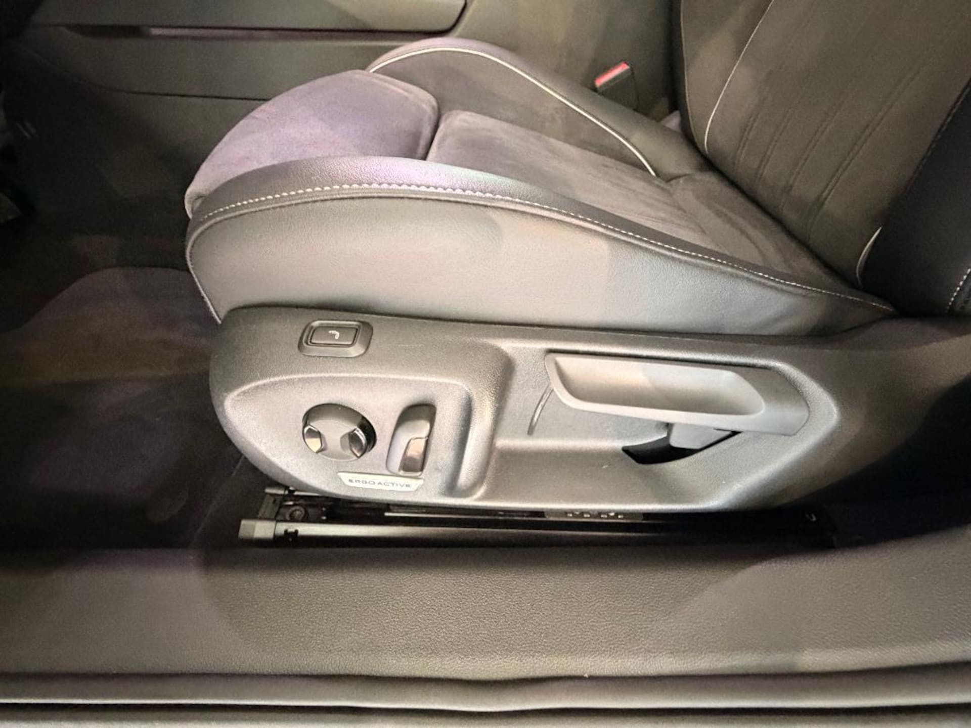 Volkswagen Passat Elegance