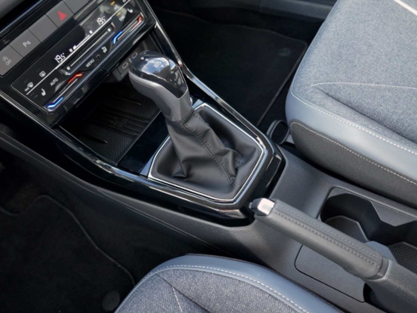 Volkswagen T-Cross – Bild 15