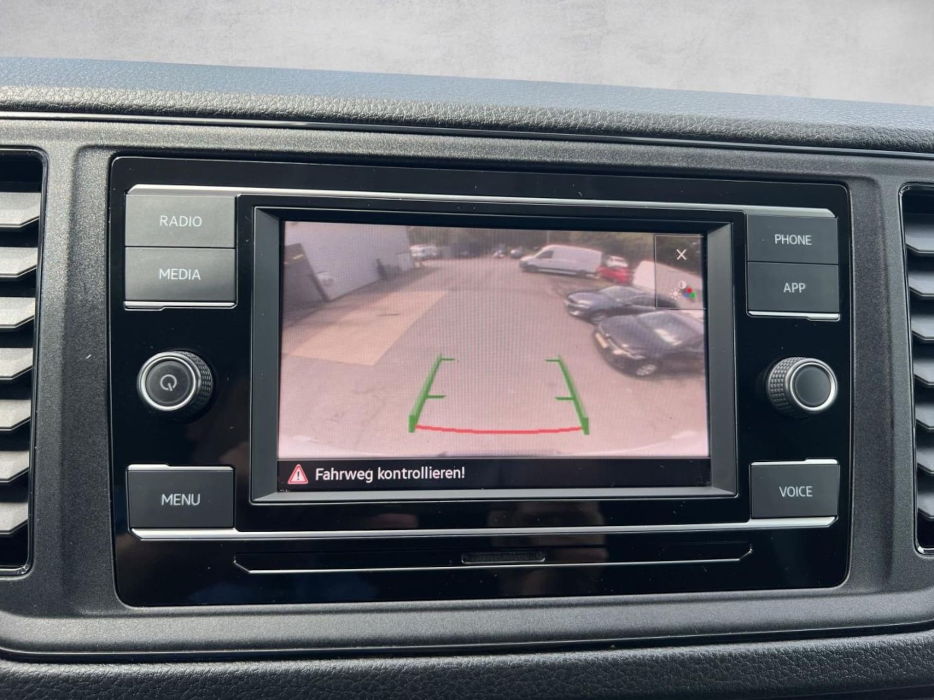 Volkswagen Crafter Kasten mittlerer Radstand