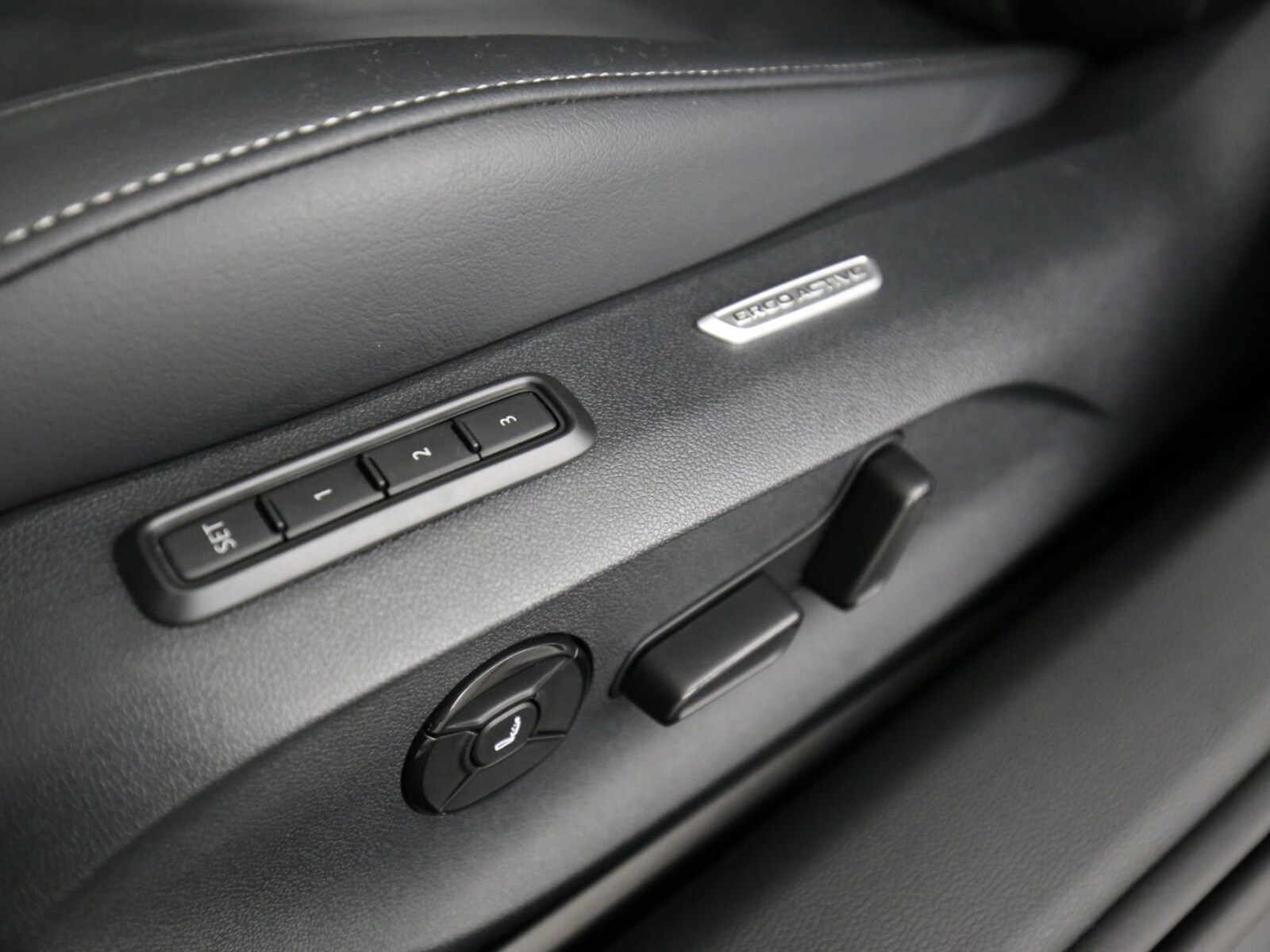 Volkswagen Passat – Bild 24