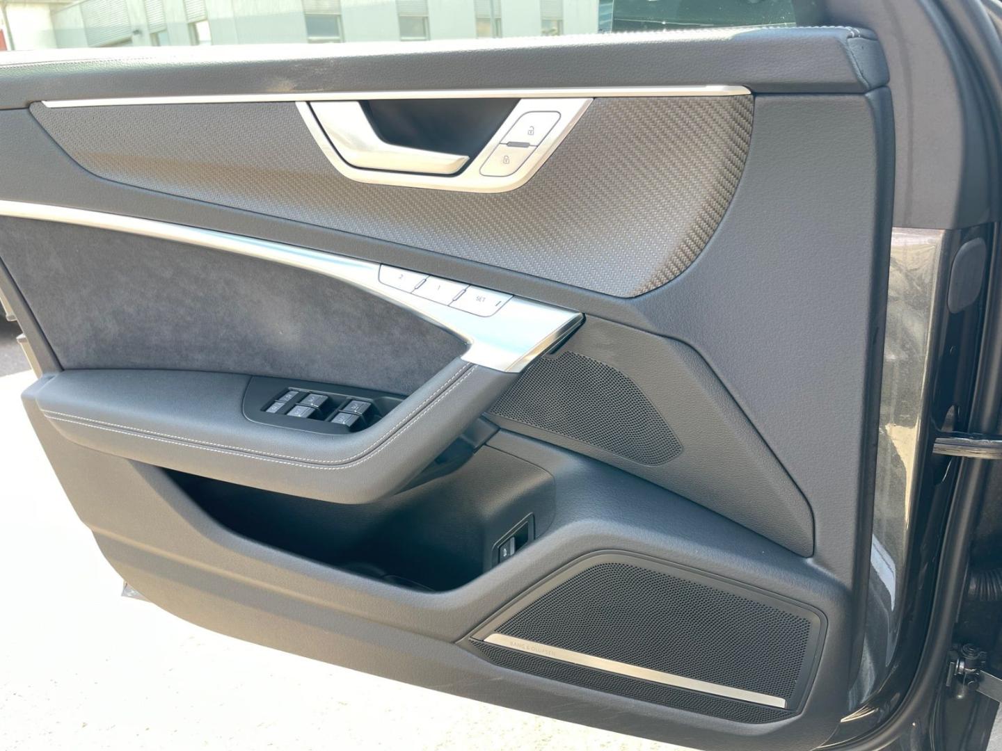 Image about Audi S6 Avant TDI quattro tiptronic