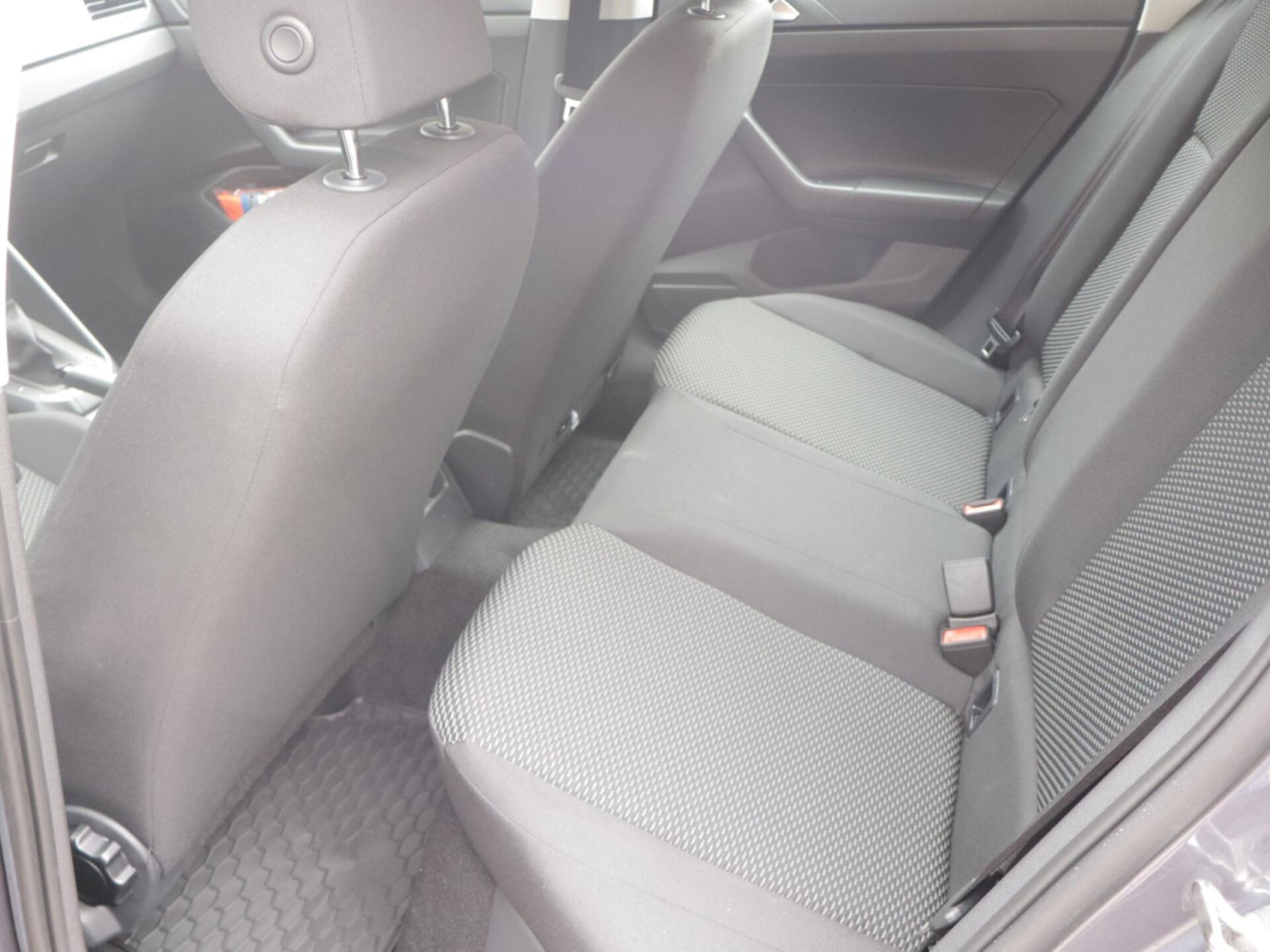 Volkswagen Polo Basis-Modell