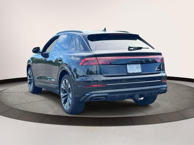 2026 Audi Q8