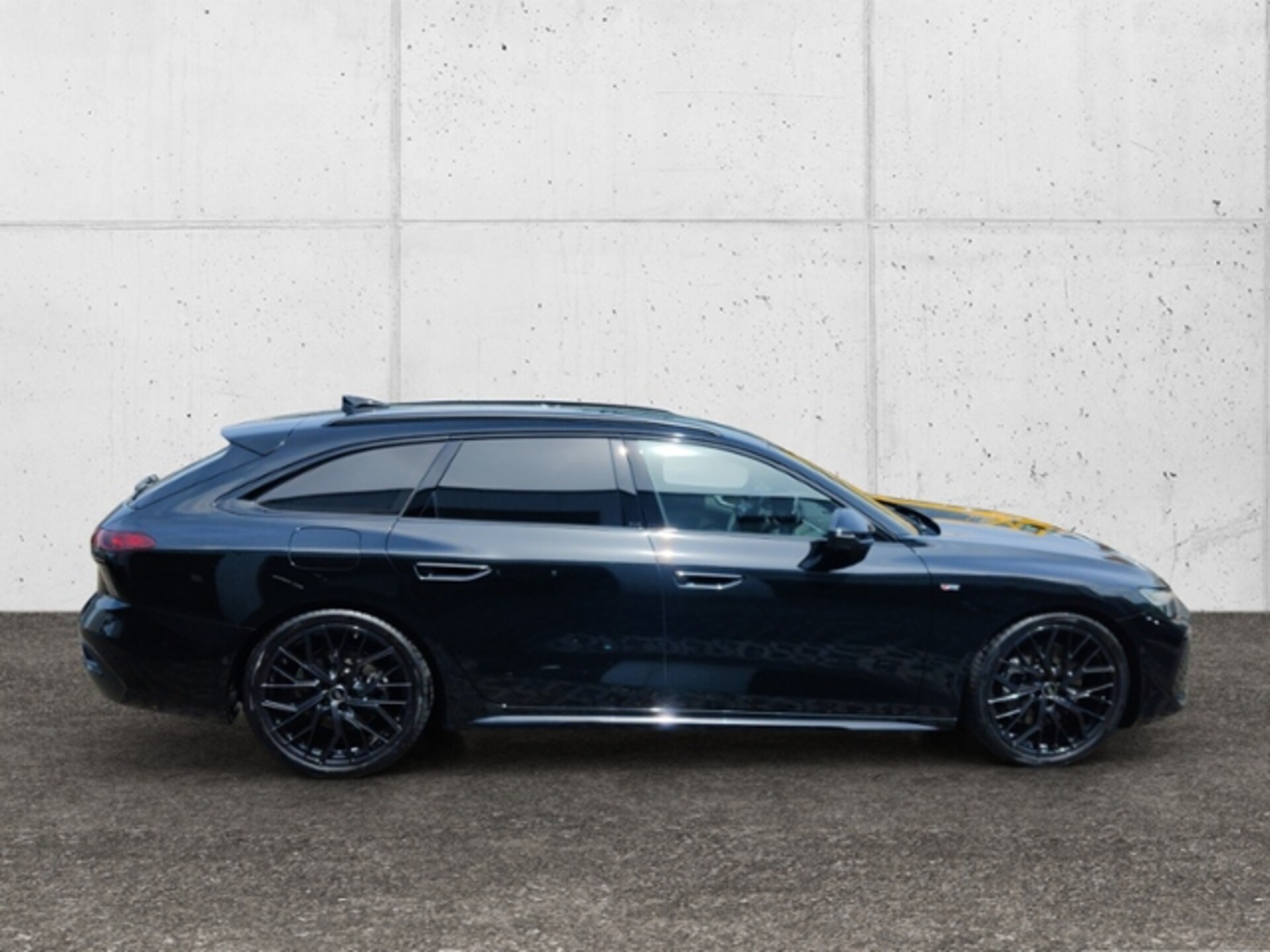Audi A6 Avant edition one