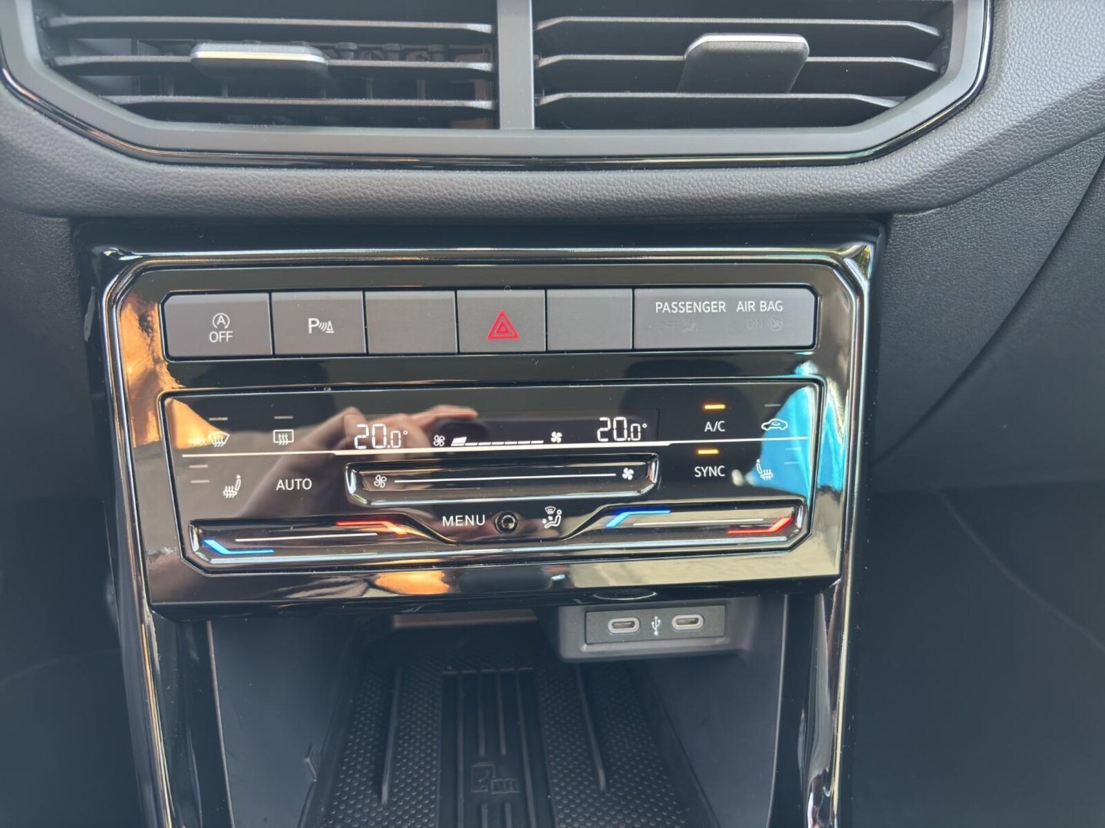 Volkswagen T-Cross – Bild 13