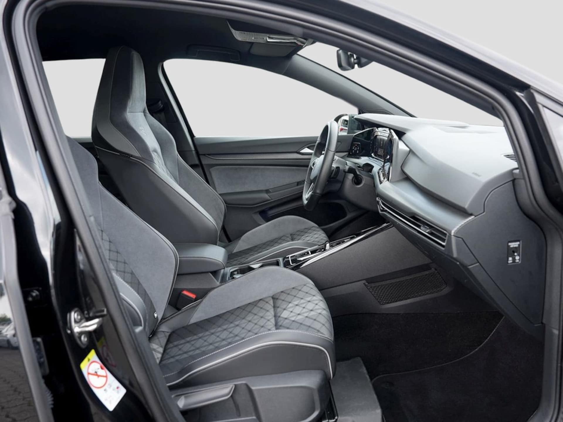Volkswagen Golf R-Line