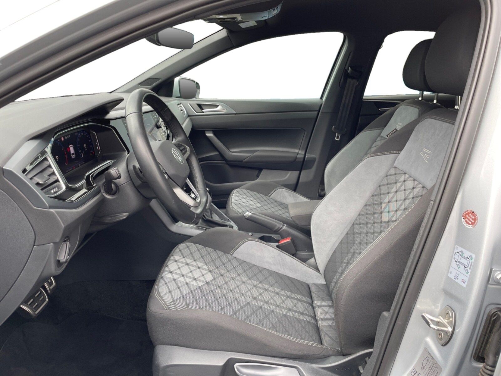 Volkswagen Polo – Bild 9