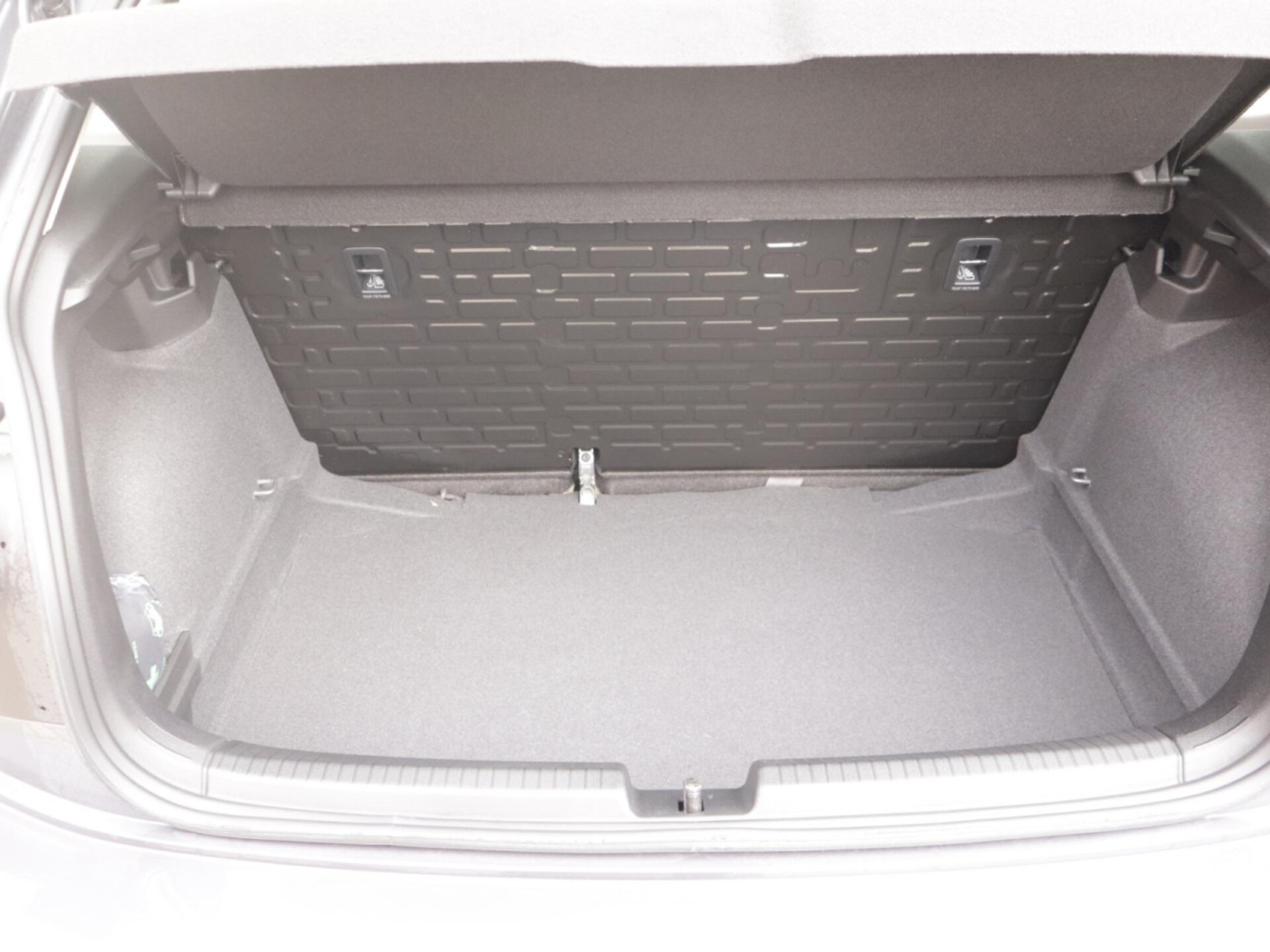 Volkswagen Polo Basis-Modell