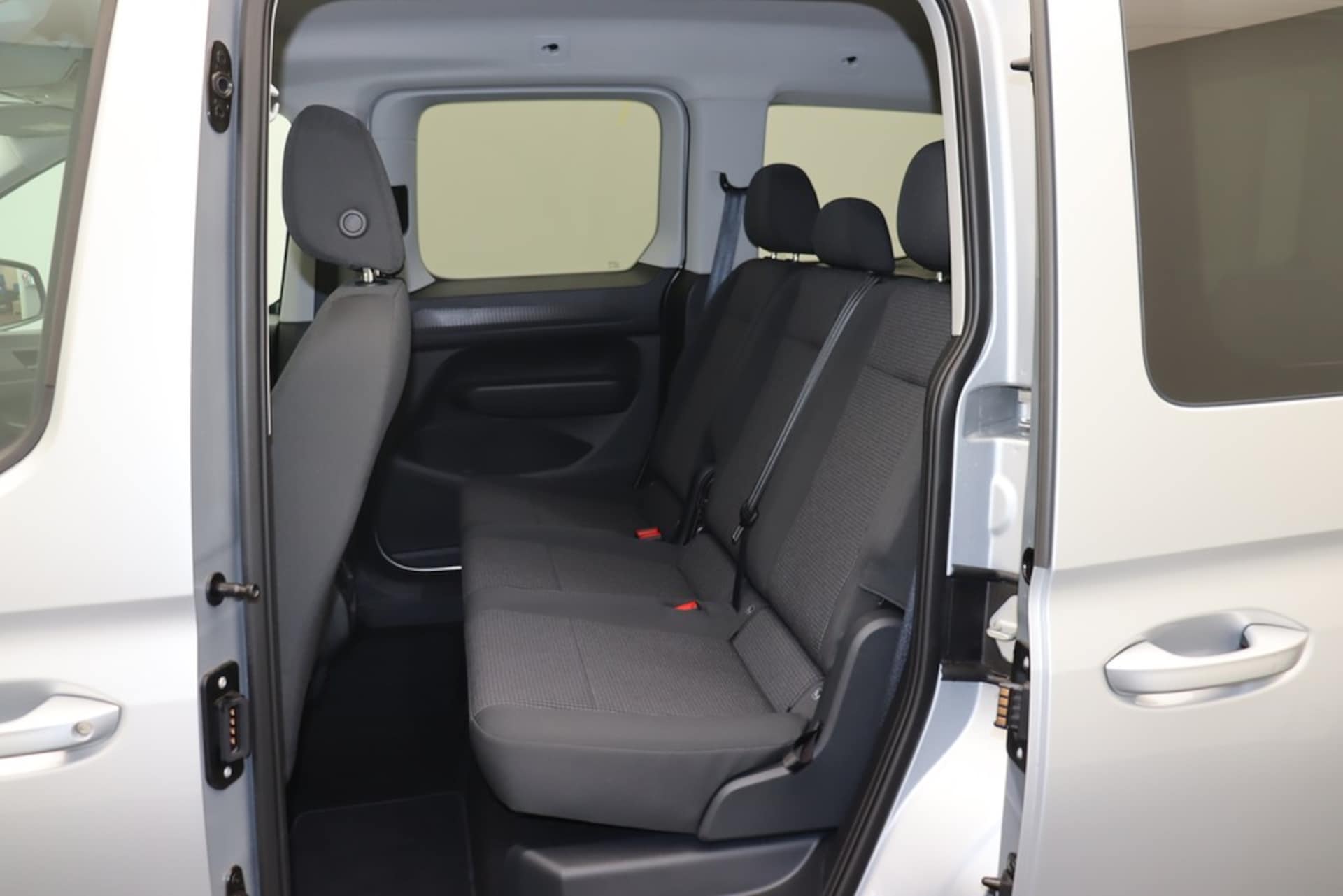 Volkswagen Caddy Basis-Modell