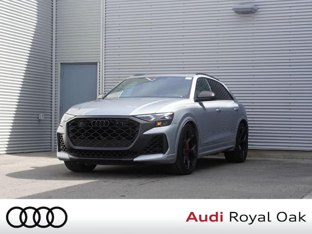 2025 Audi RS Q8 SUV performance