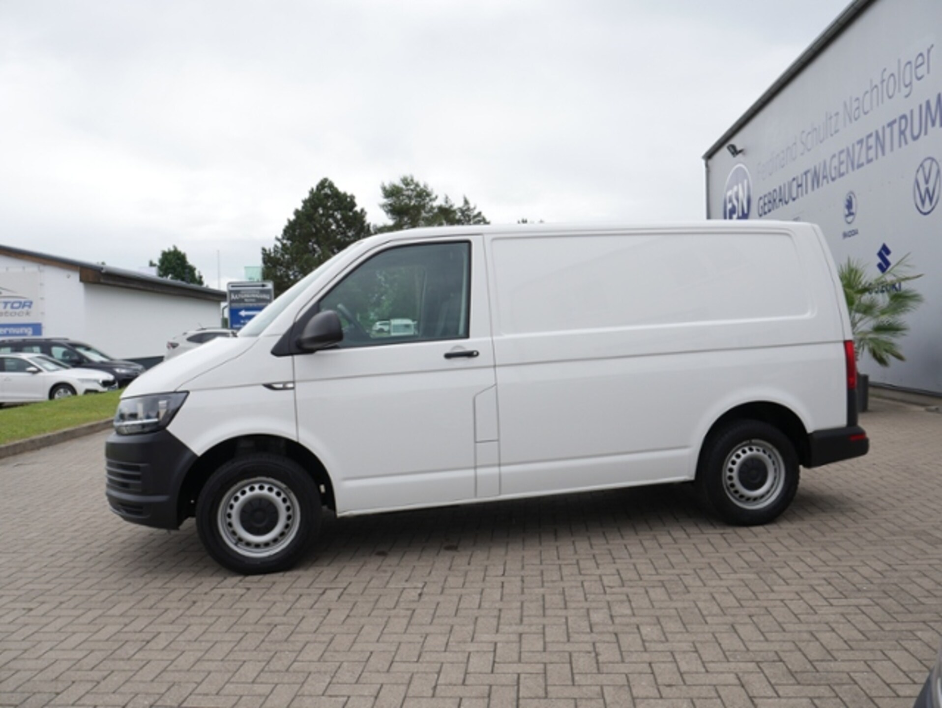Volkswagen T6 Transporter Kasten kurzer Radstand