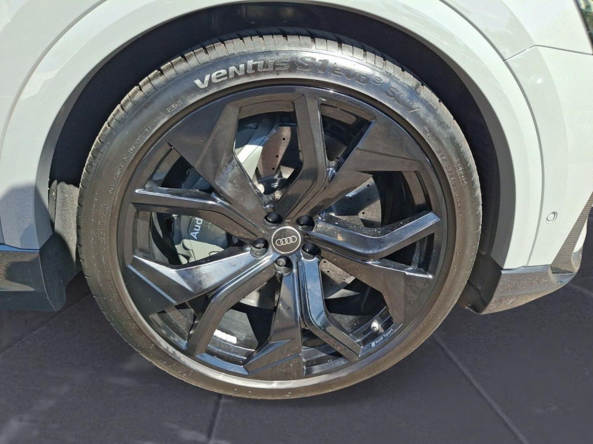 Audi RS Q8 SUV