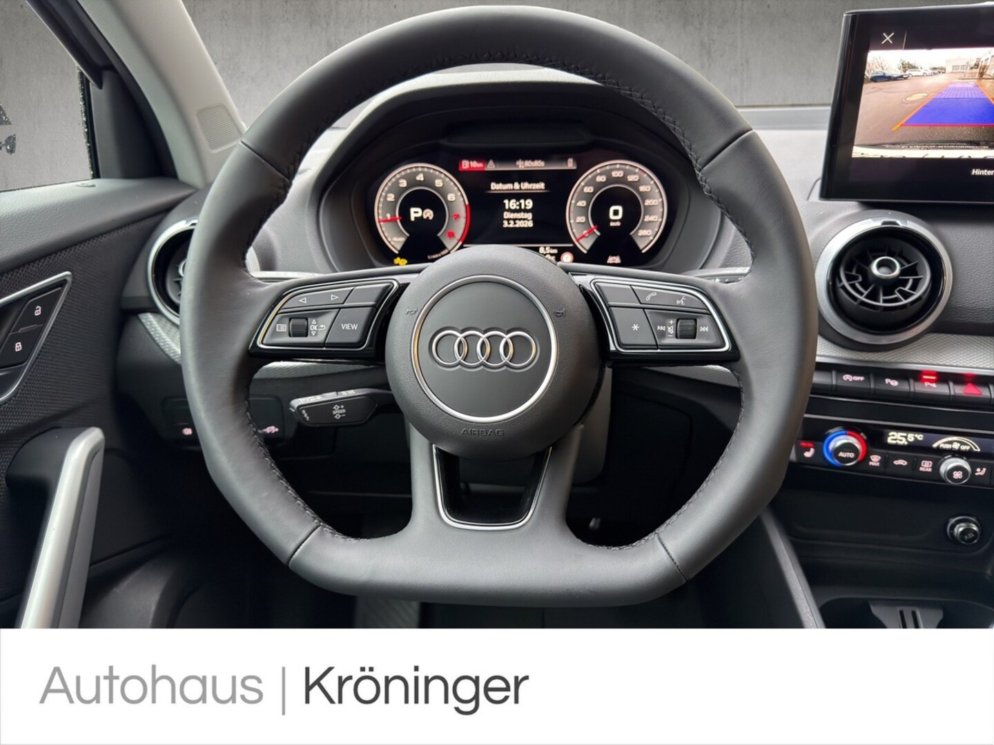 Bild über Audi Q2 advanced 35 TFSI 110(150) kW(PS) S tronic - für weitere Informationen kontaktieren Sie den Audi Partner