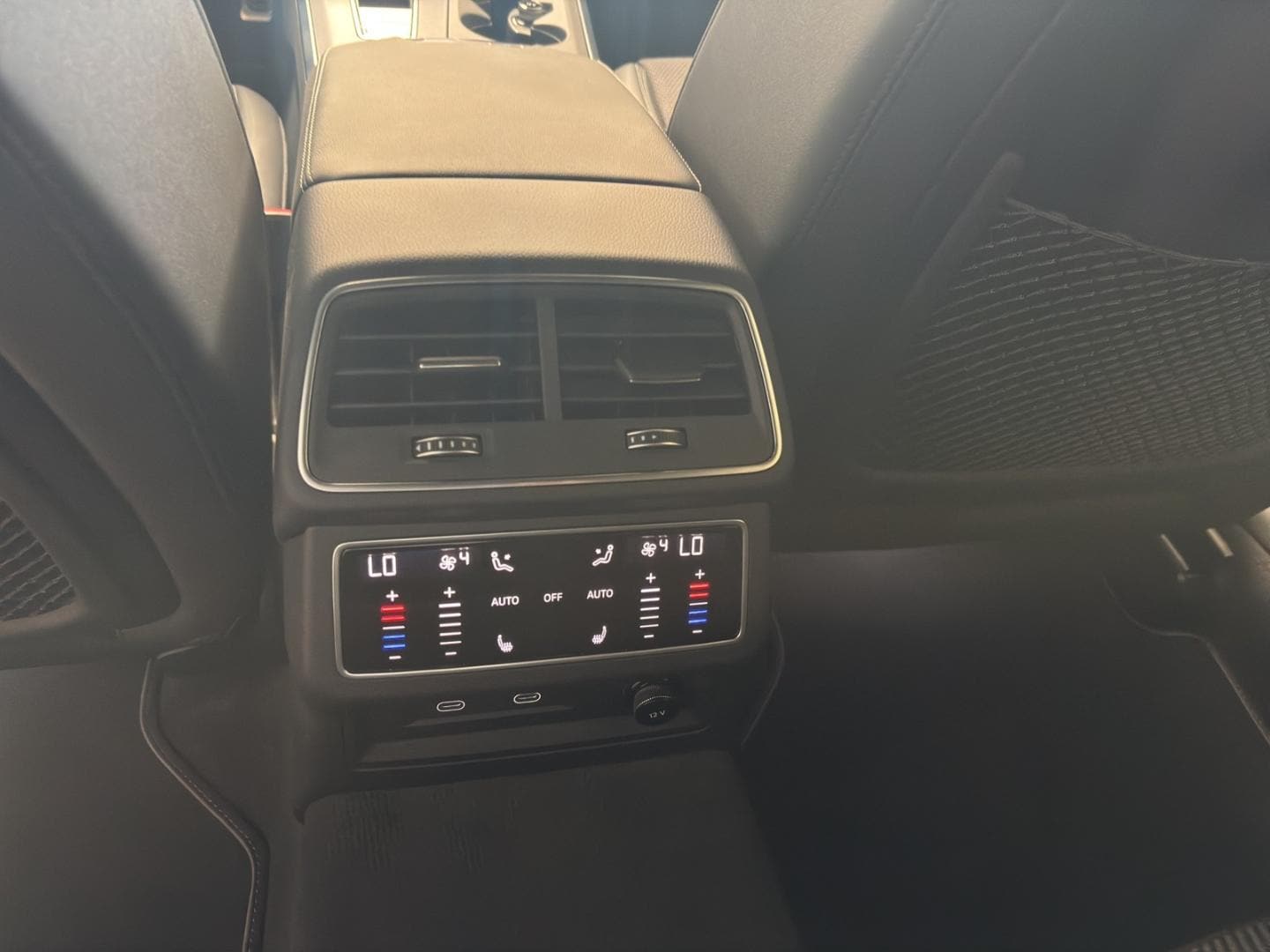 Bild über Audi A6 Avant TFSI e S line 50 TFSI e quattro S tronic - für weitere Informationen kontaktieren Sie den Audi Partner