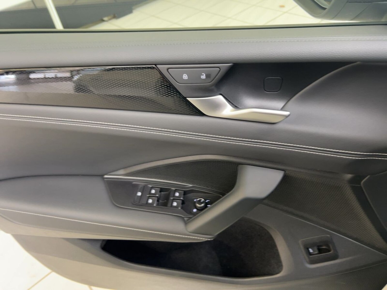 Volkswagen Tiguan – Bild 18