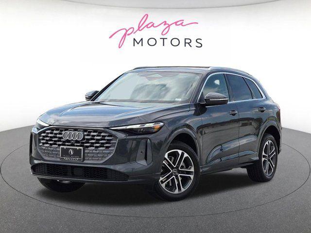 2025 Audi Q5 Premium quattro's photo