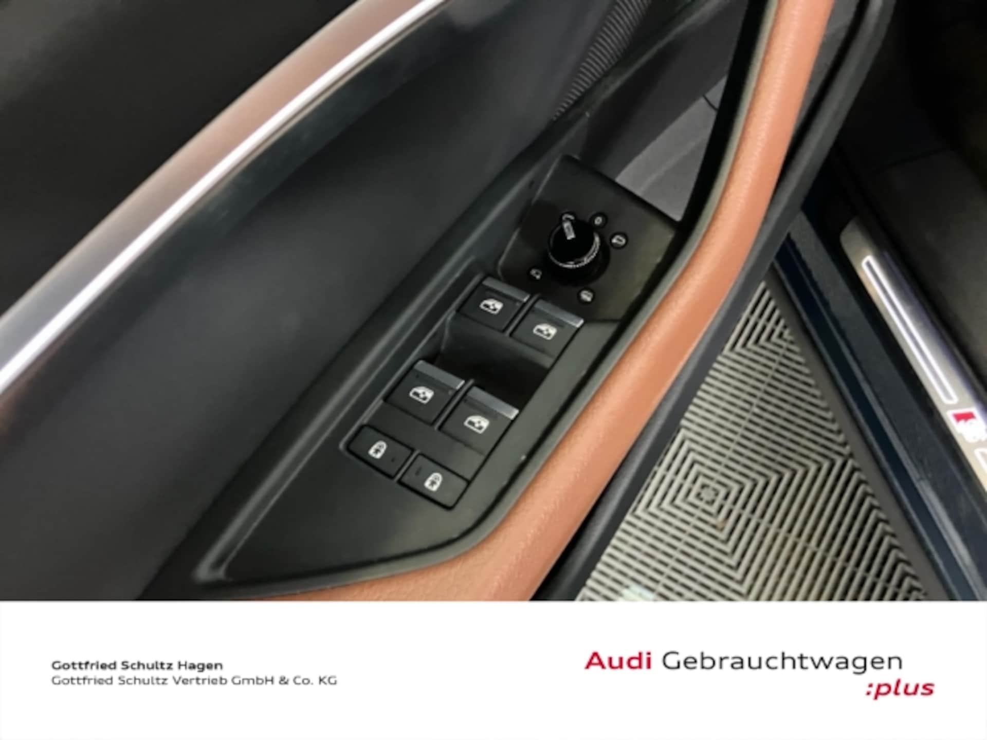 Audi Q8 e-tron S line