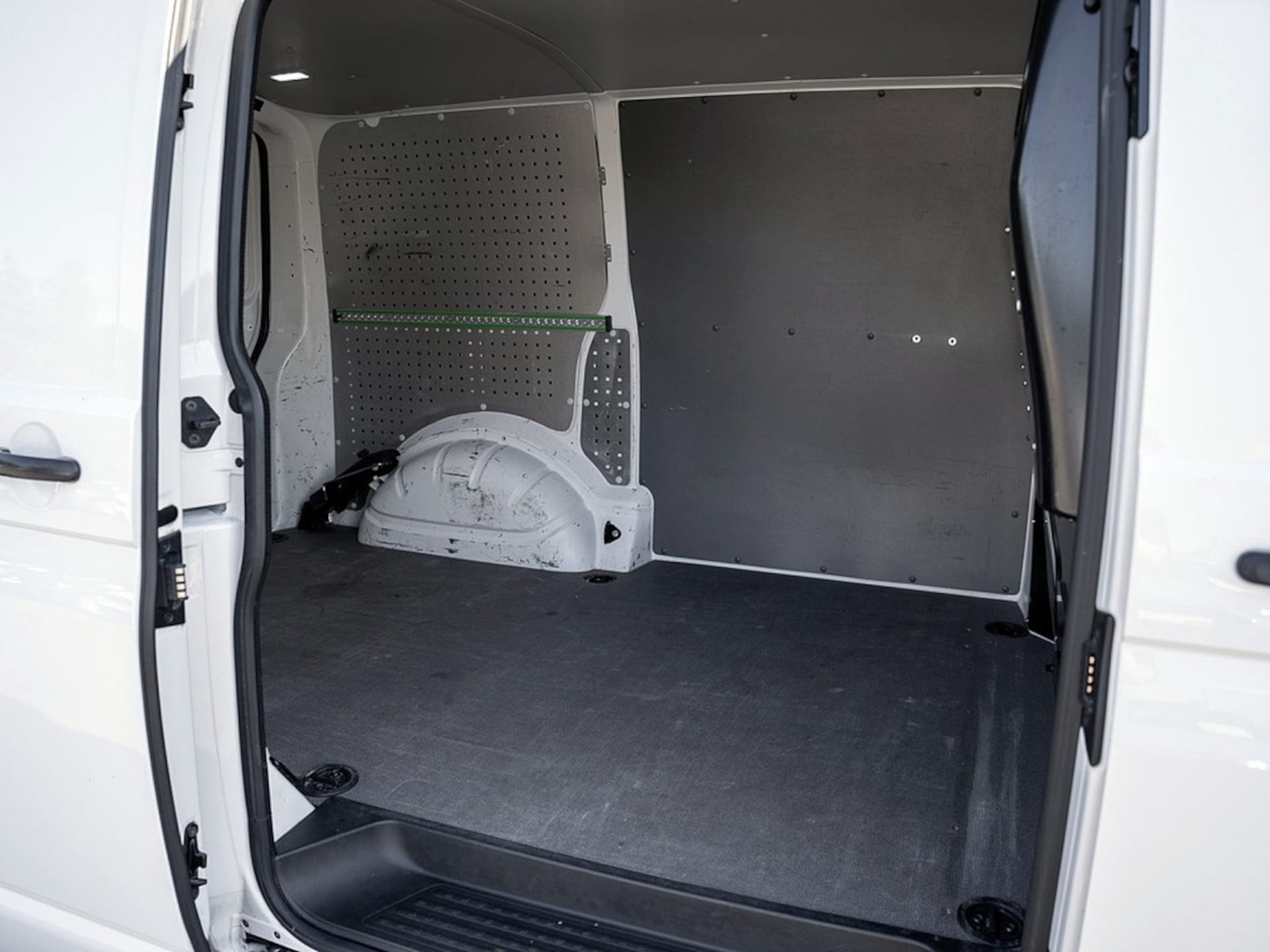 Volkswagen T6.1 Transporter Kasten kurzer Radstand