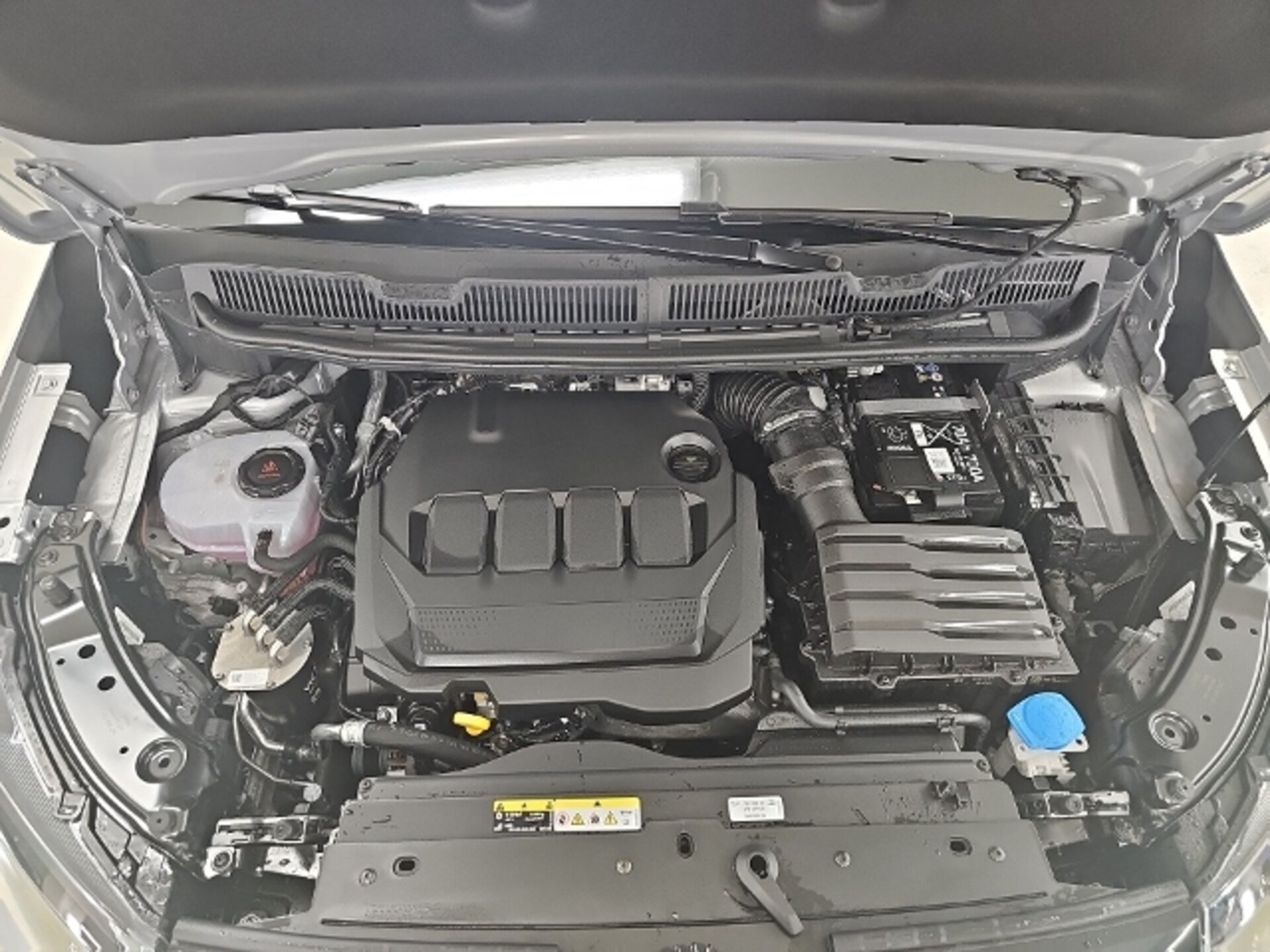 Volkswagen Caddy Maxi Basis-Modell