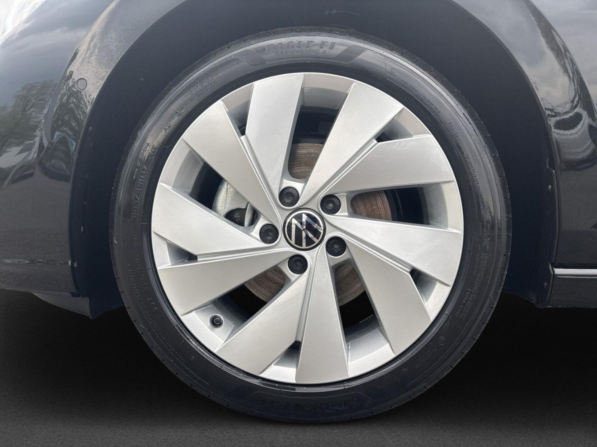 Volkswagen Golf Style