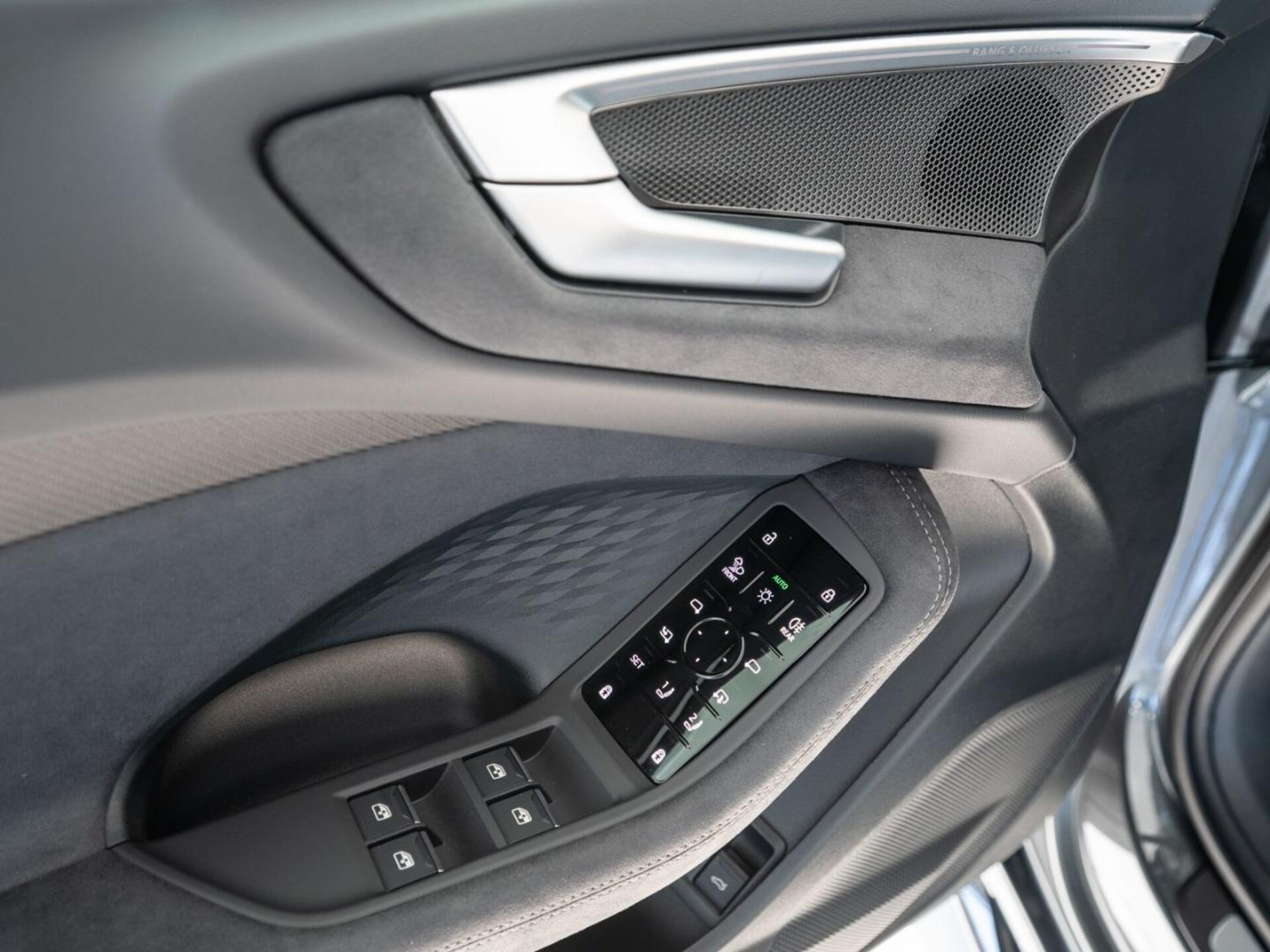 Audi A5 Limousine e-hybrid