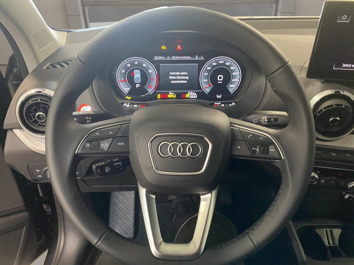 Bild über Audi Q2 advanced 35 TFSI S tronic - für weitere Informationen kontaktieren Sie den Audi Partner