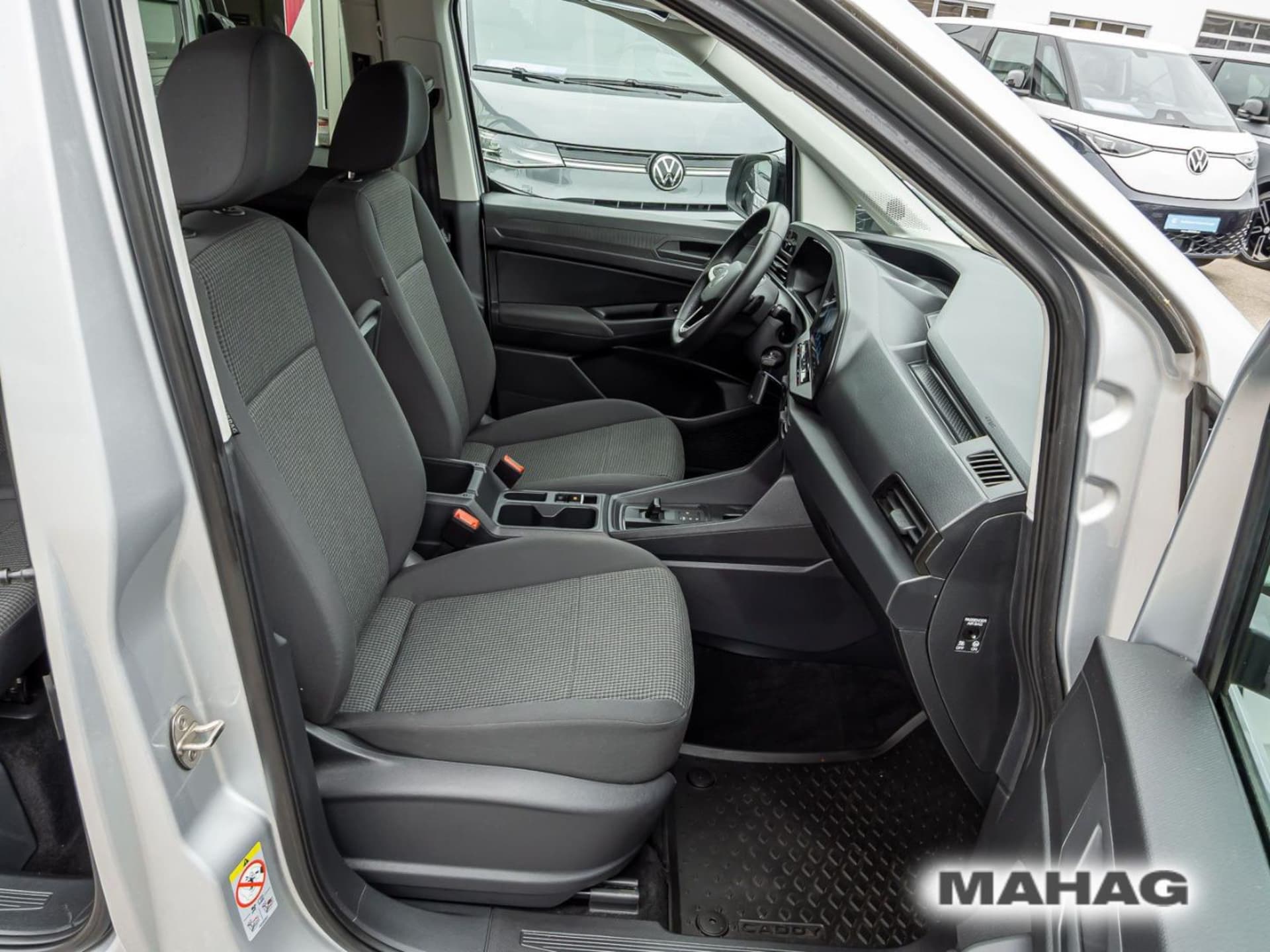 Volkswagen Caddy Basis-Modell