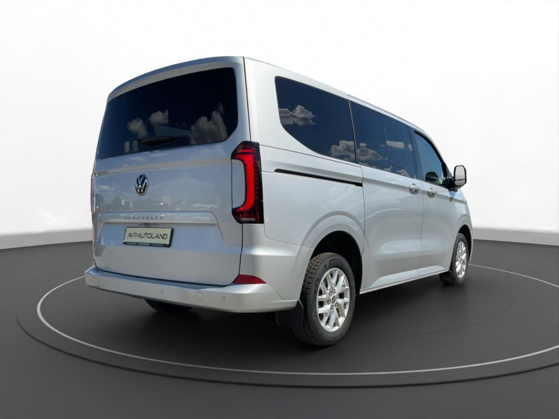 Volkswagen Caravelle Style