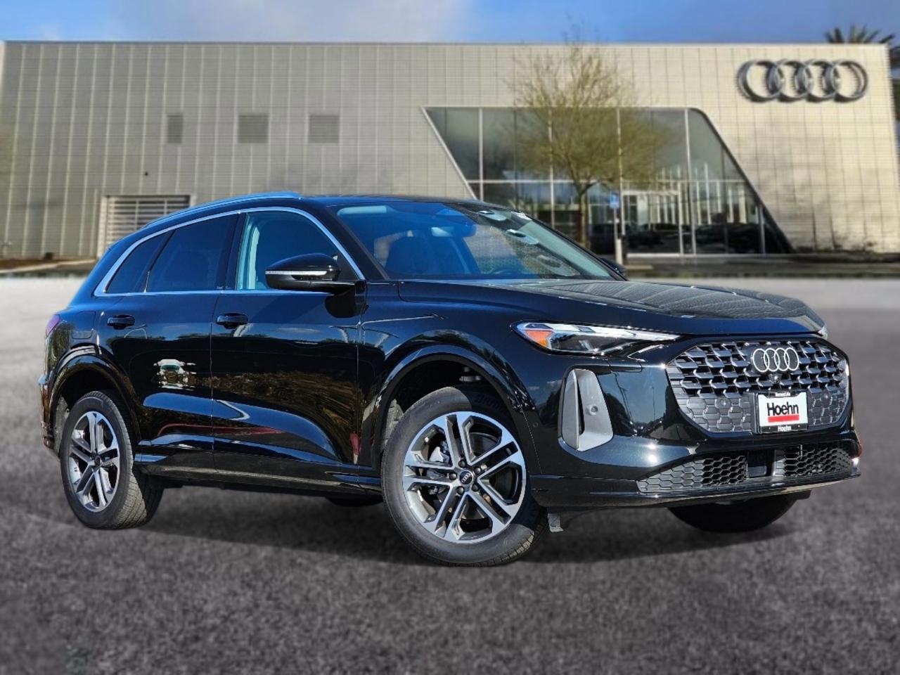 2025 Audi Q5 40 Premium's photo