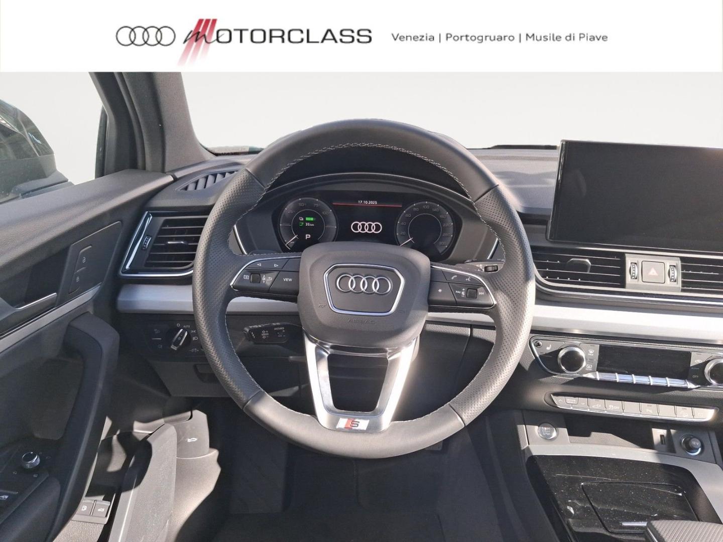 Immagine di Audi Q5 TFSI e S line plus 50 TFSI e quattro 220 kW (299 CV) S tronic - Vista: for more details contact your dealer