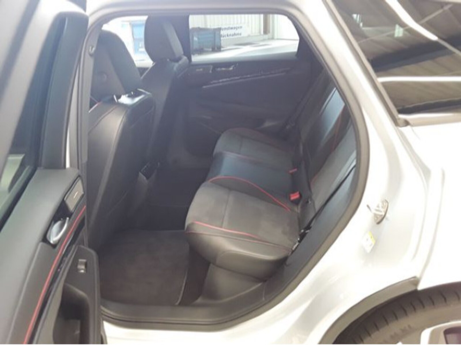 Volkswagen ID.7 Tourer – Bild 9