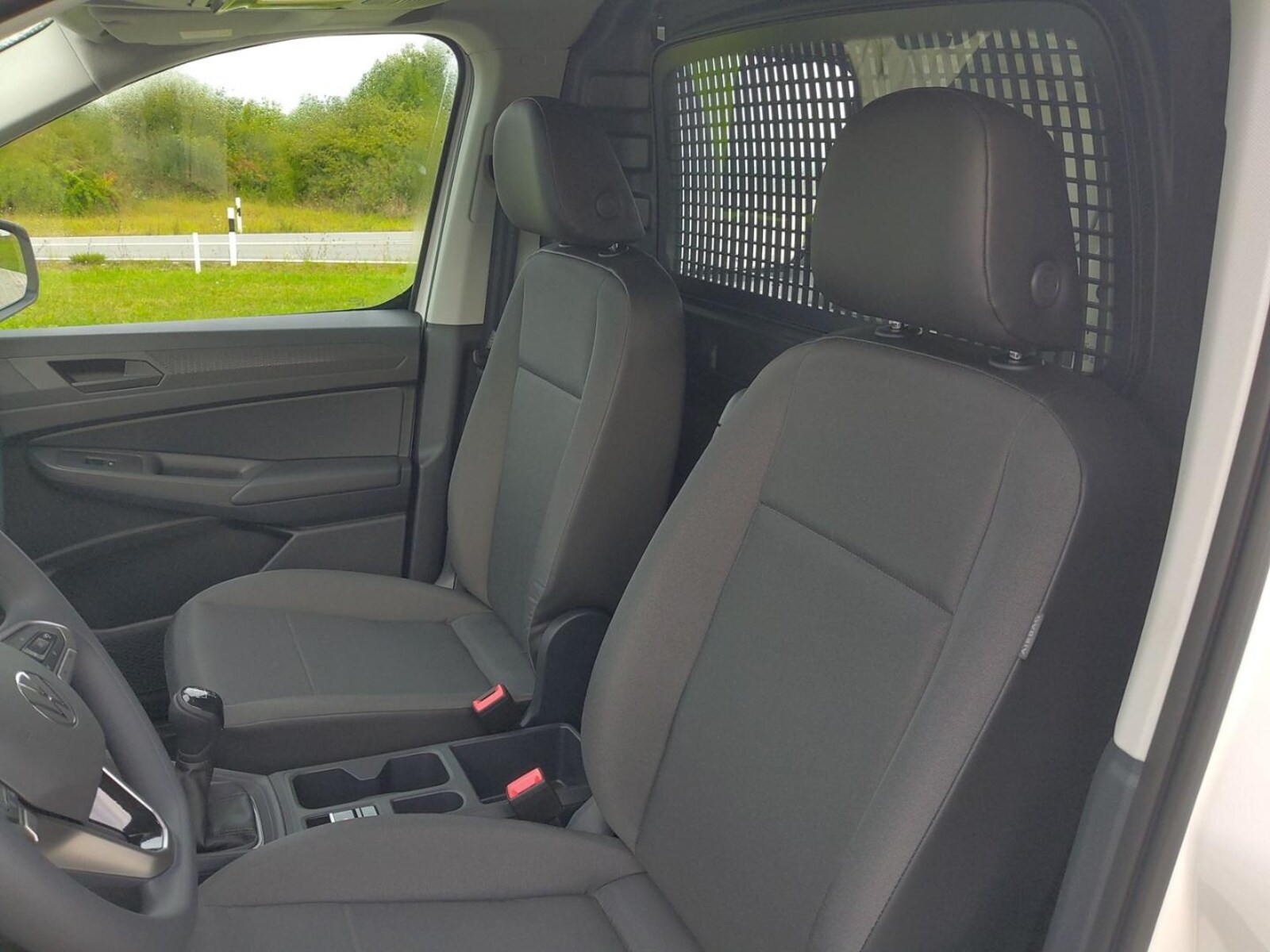 Volkswagen Caddy Cargo – Bild 13
