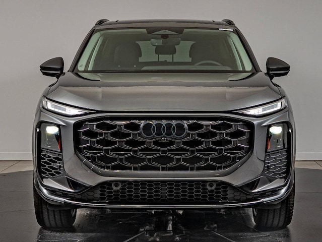 2026 Audi Q3 Base - Photo 2