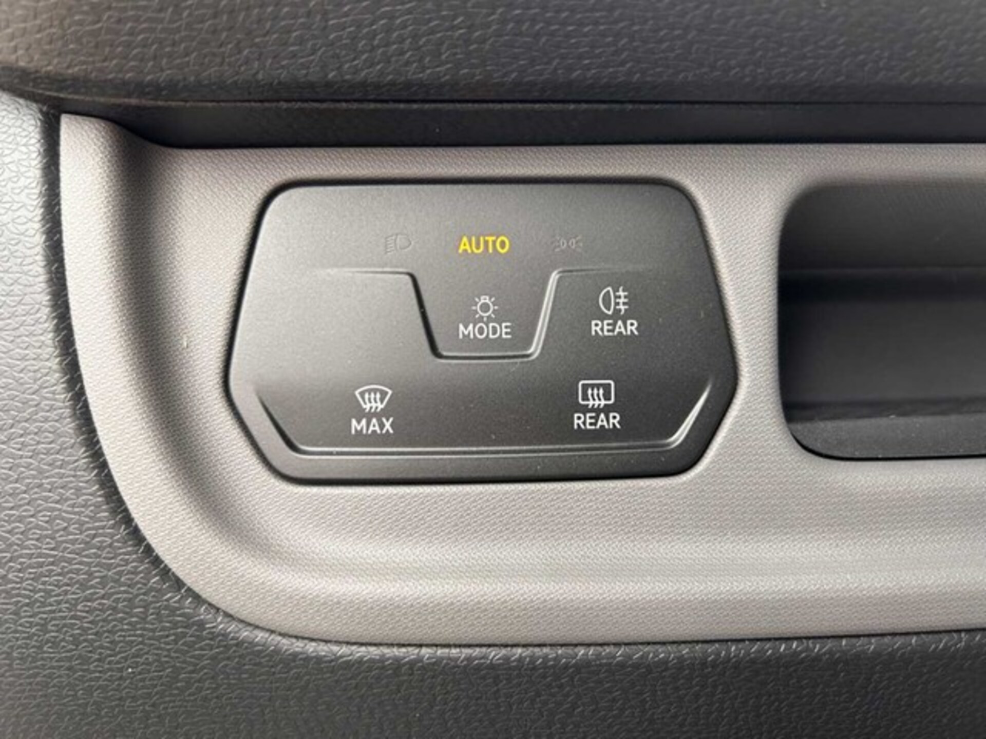 Volkswagen ID. Buzz Cargo Basis-Modell