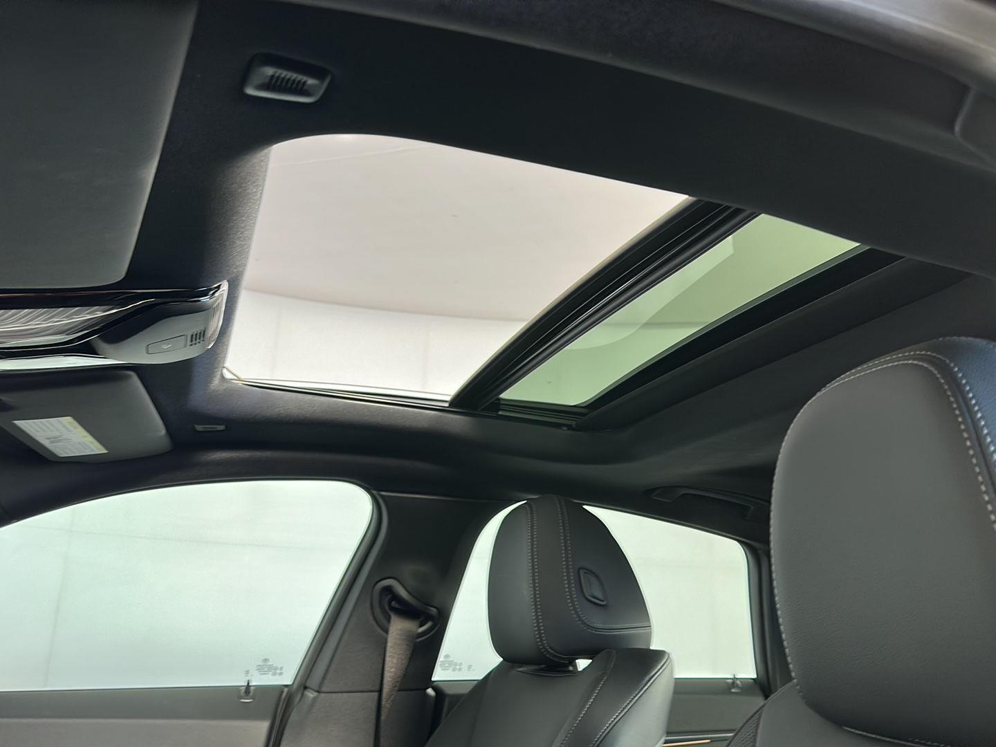 2023 BMW i4 39