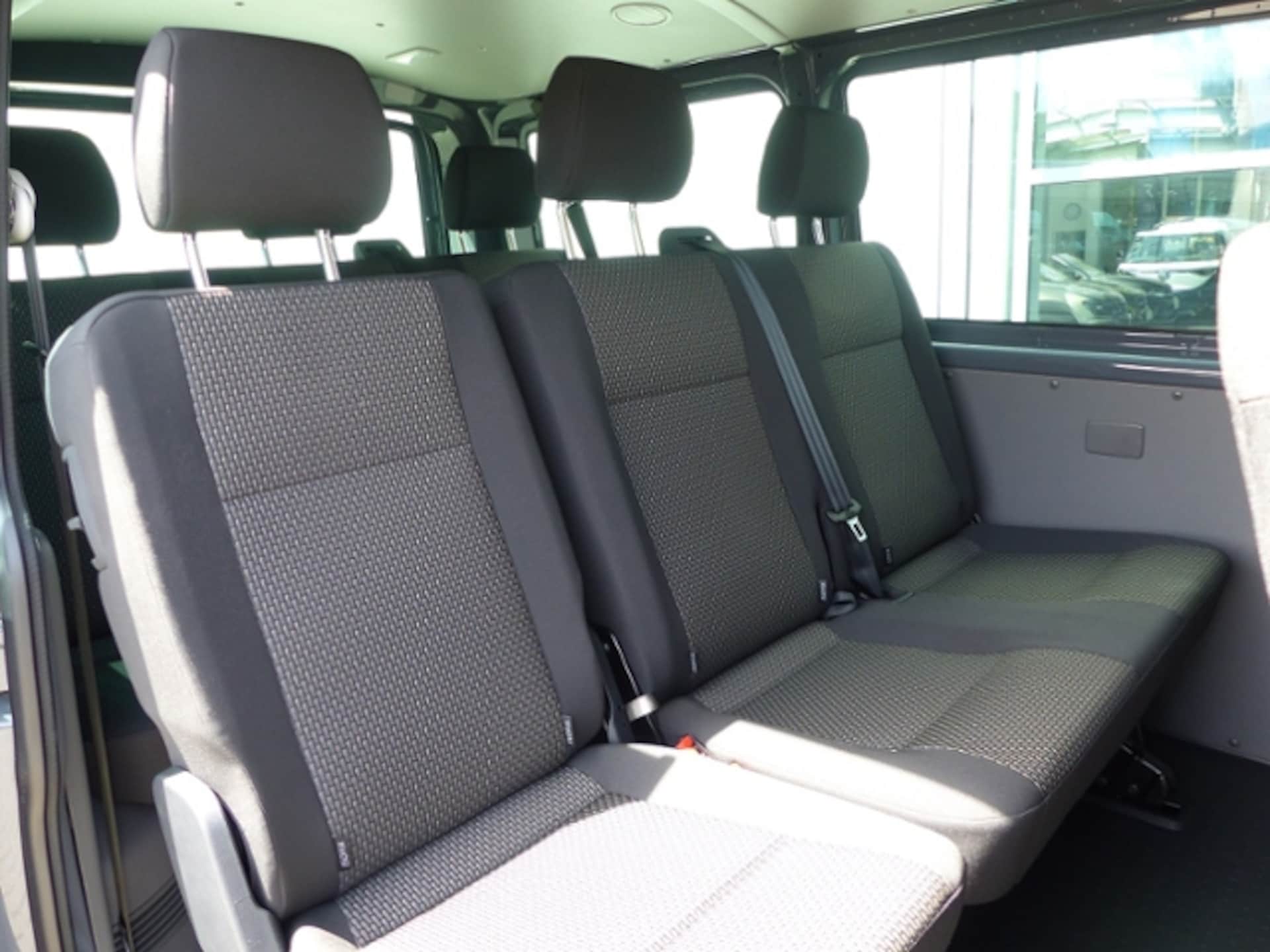 Volkswagen T6.1 Transporter Kombi kurzer Radstand