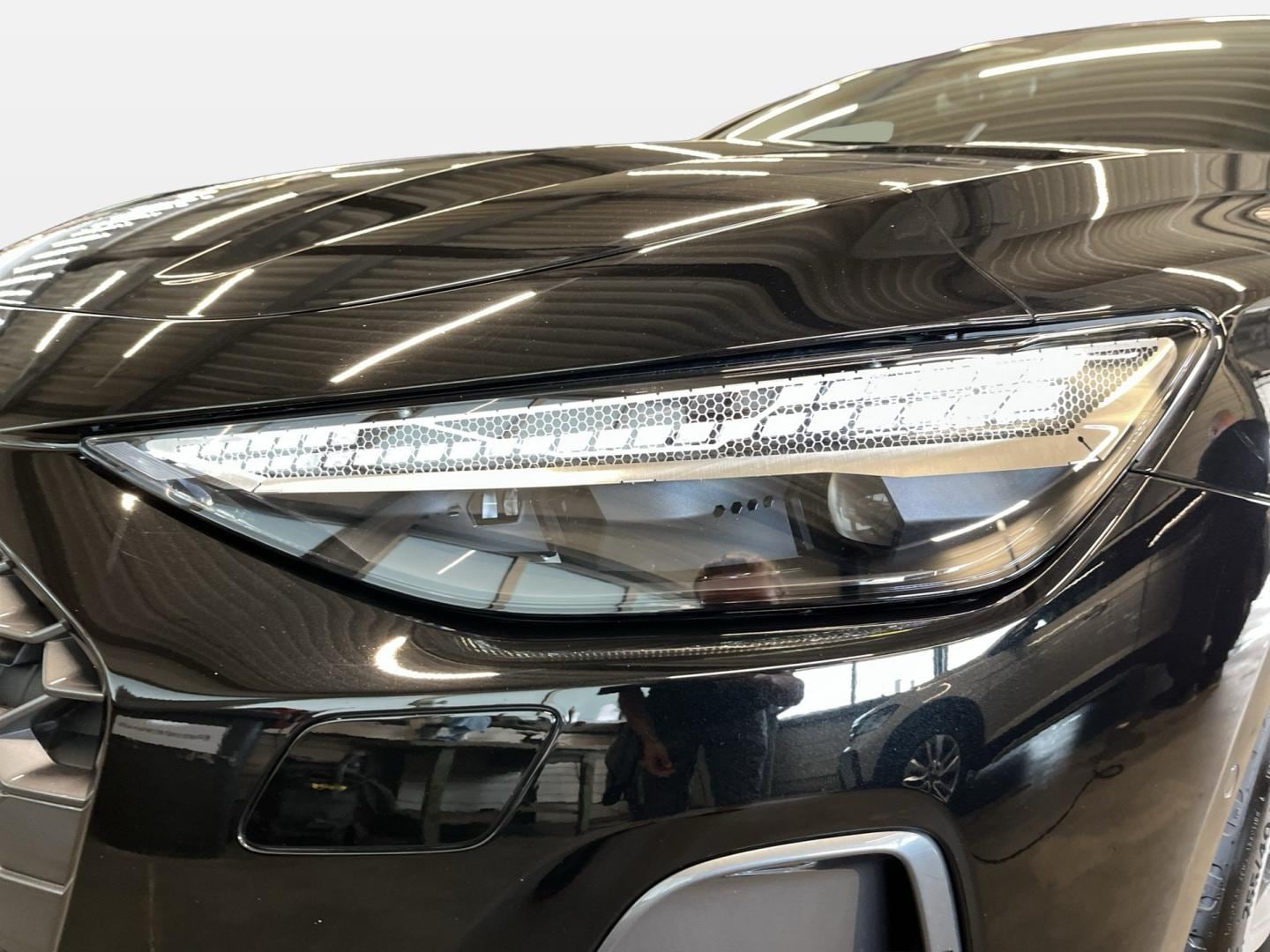 Bild über Audi A6 Avant TDI quattro 150 kW S tronic - für weitere Informationen kontaktieren Sie den Audi Partner